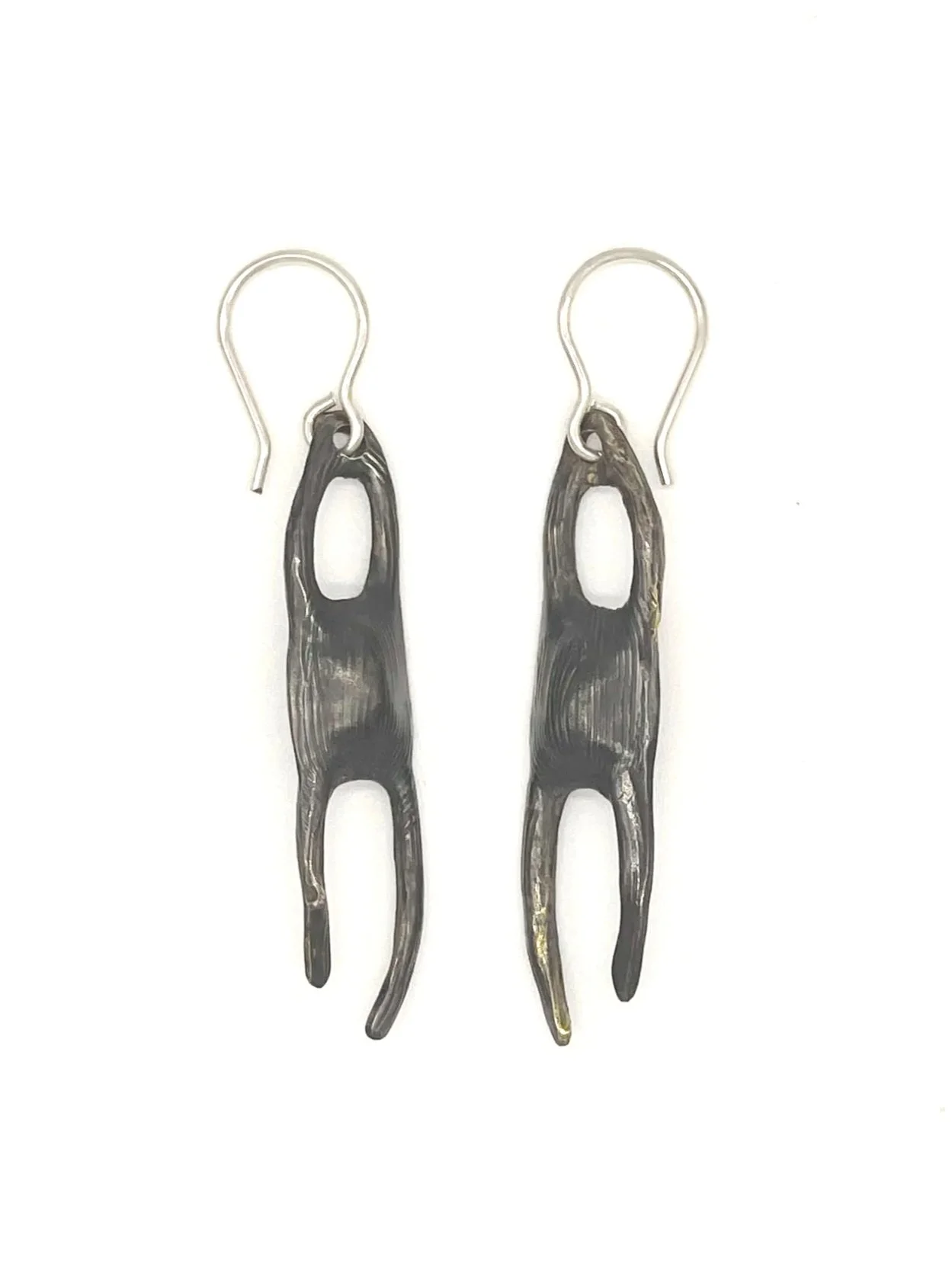 Skate Egg Earrings-Oxidized Alpaca
