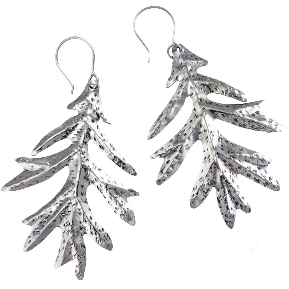 OAK LEAF EARRINGS - ALPACA