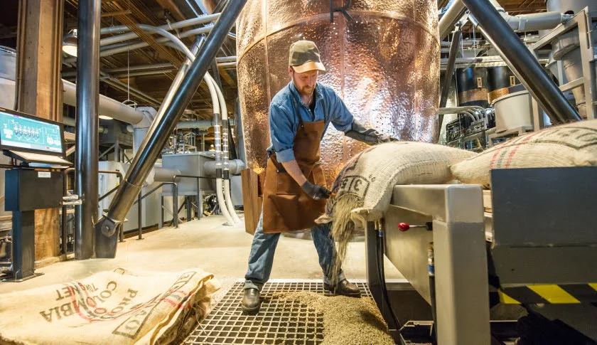 
Biggest Ever Starbucks Coming to NYC  