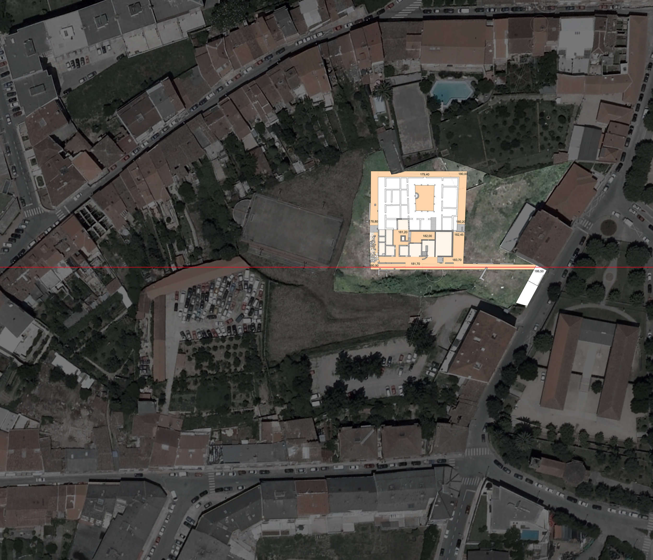 Rich for its evolution, mainly by the first 2 phases. In Flavina Phase a Domus. In Antonina Phase, it becames an insula with a public Bath complex at a low quota.