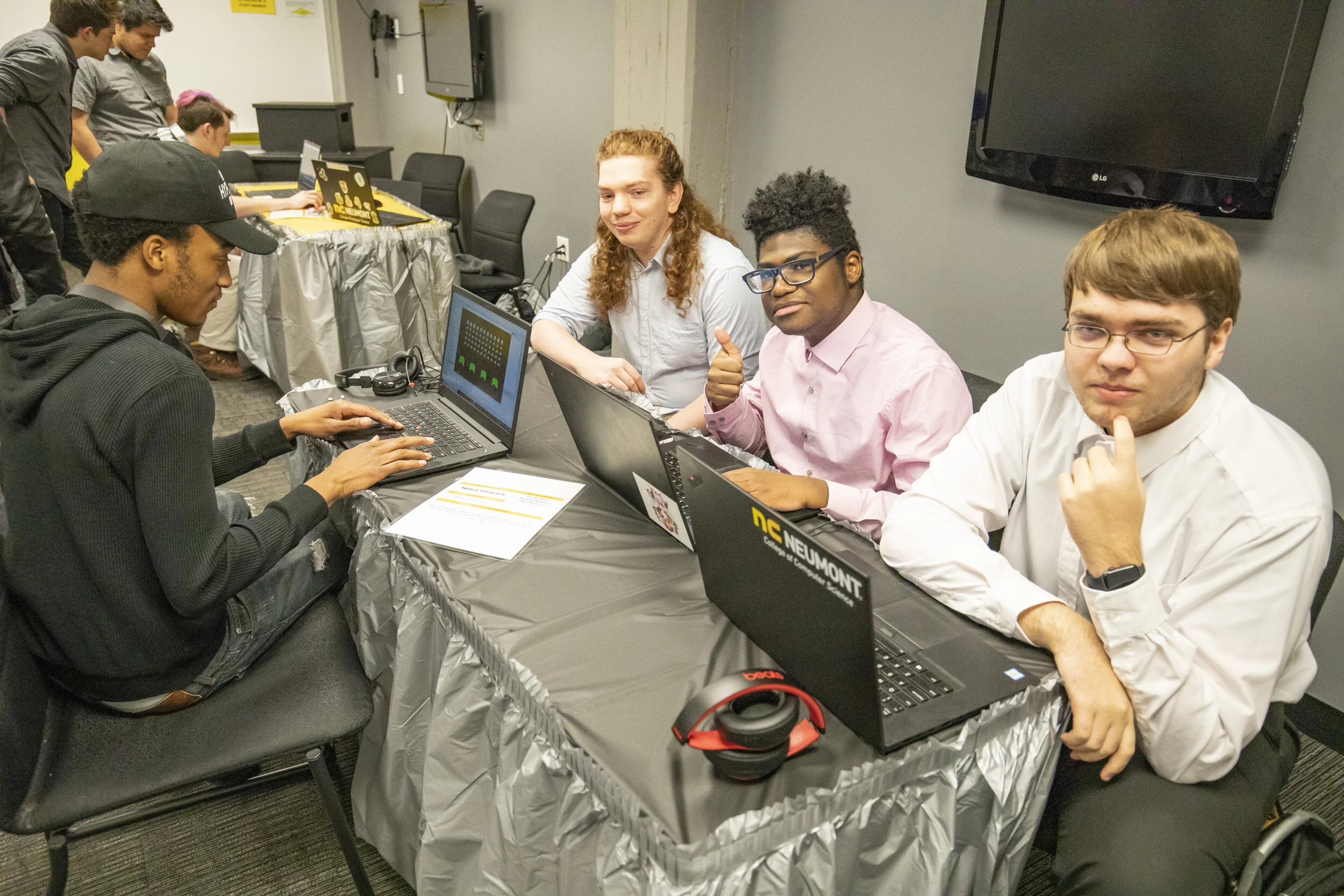 0072_FrEx March 2019.jpg