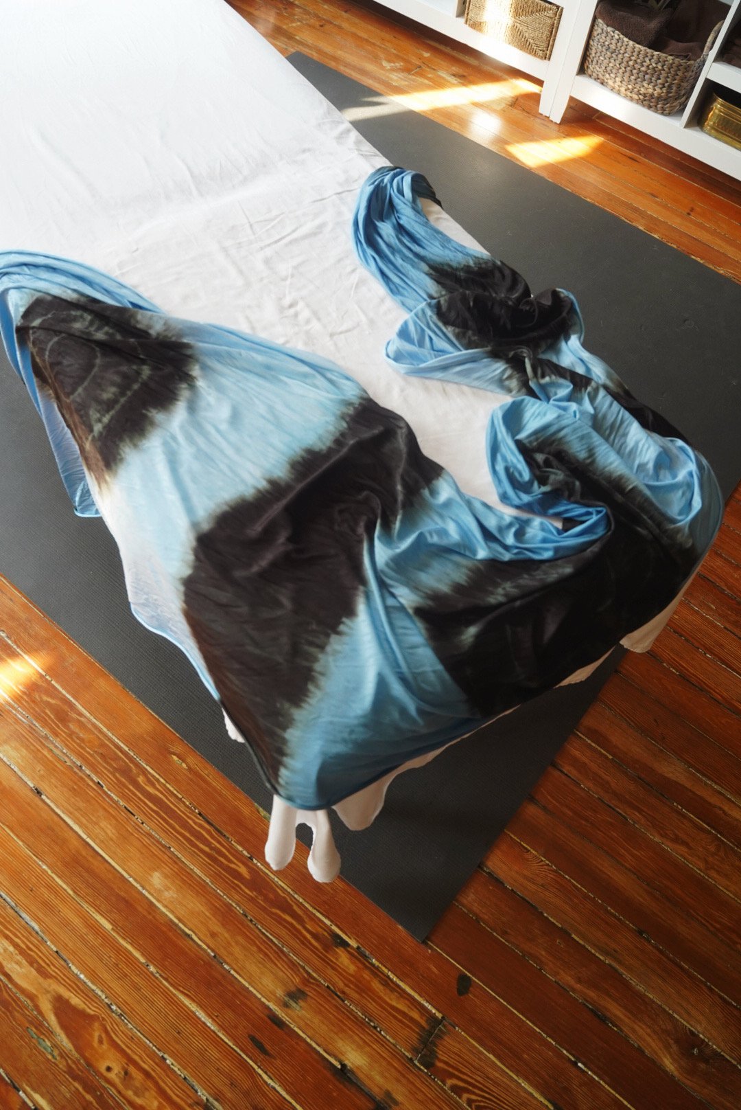 black blue.JPEG