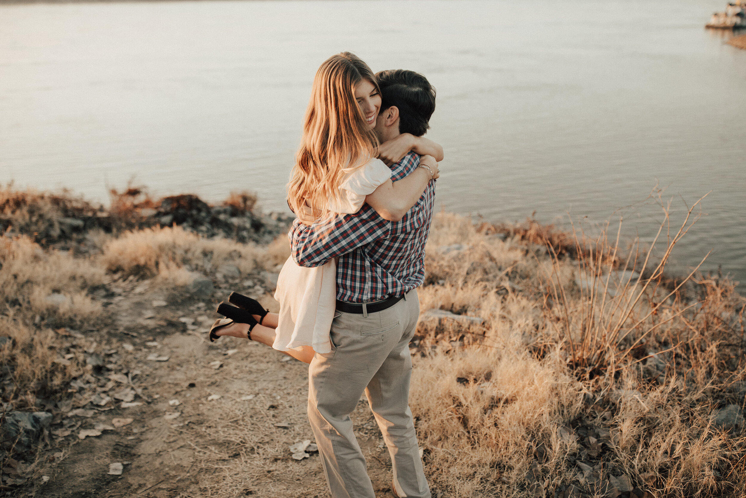 1-memphis-street-downtown-memphis-memphis-engagement-session-memphis-wedding-photographer-jo-darling-photography-shelby-jewel-dress-adventure-lifestyle-photography