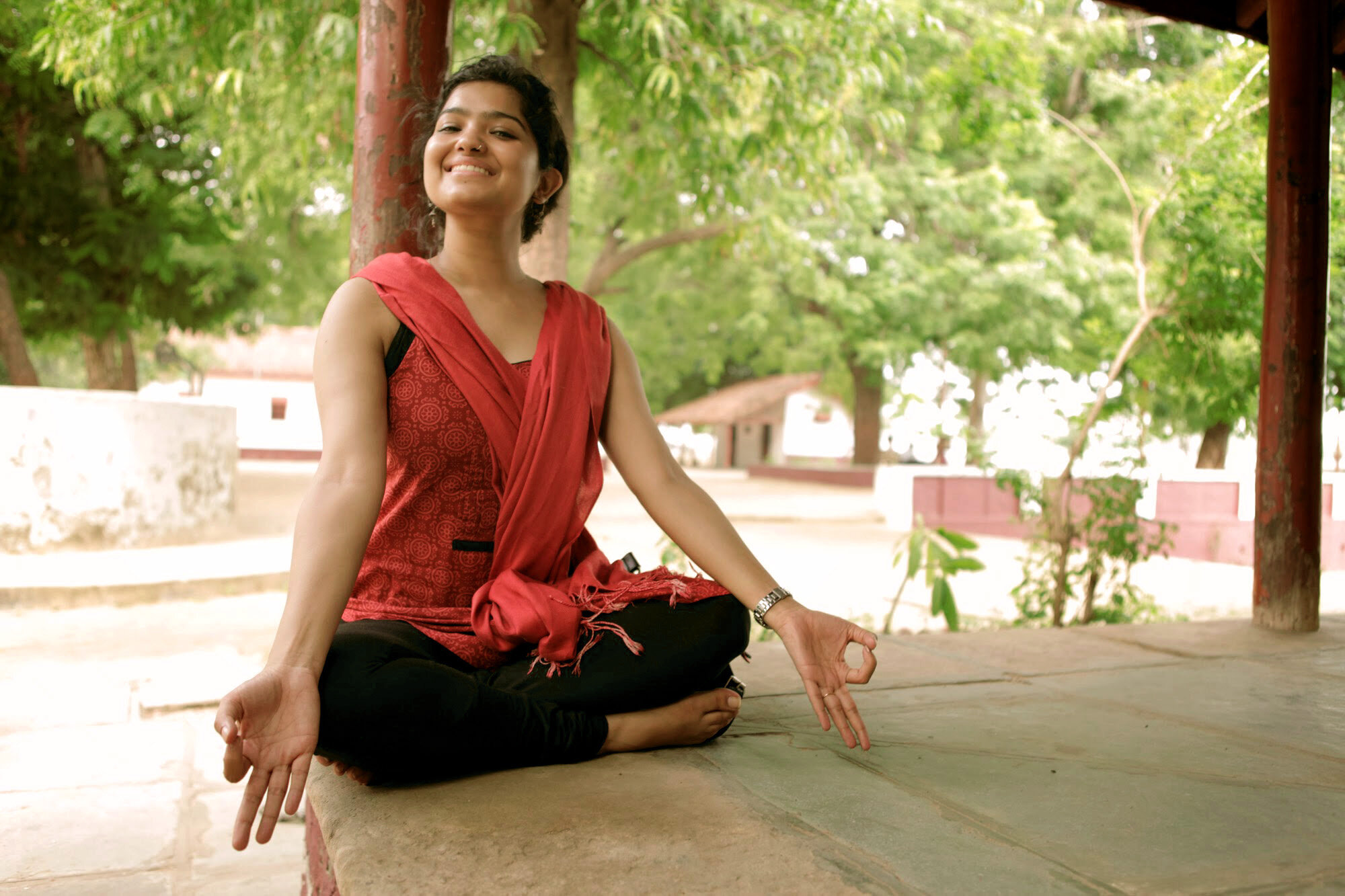 Mae Y + Guest Pankhuri.Sehgal-yoga.jpg