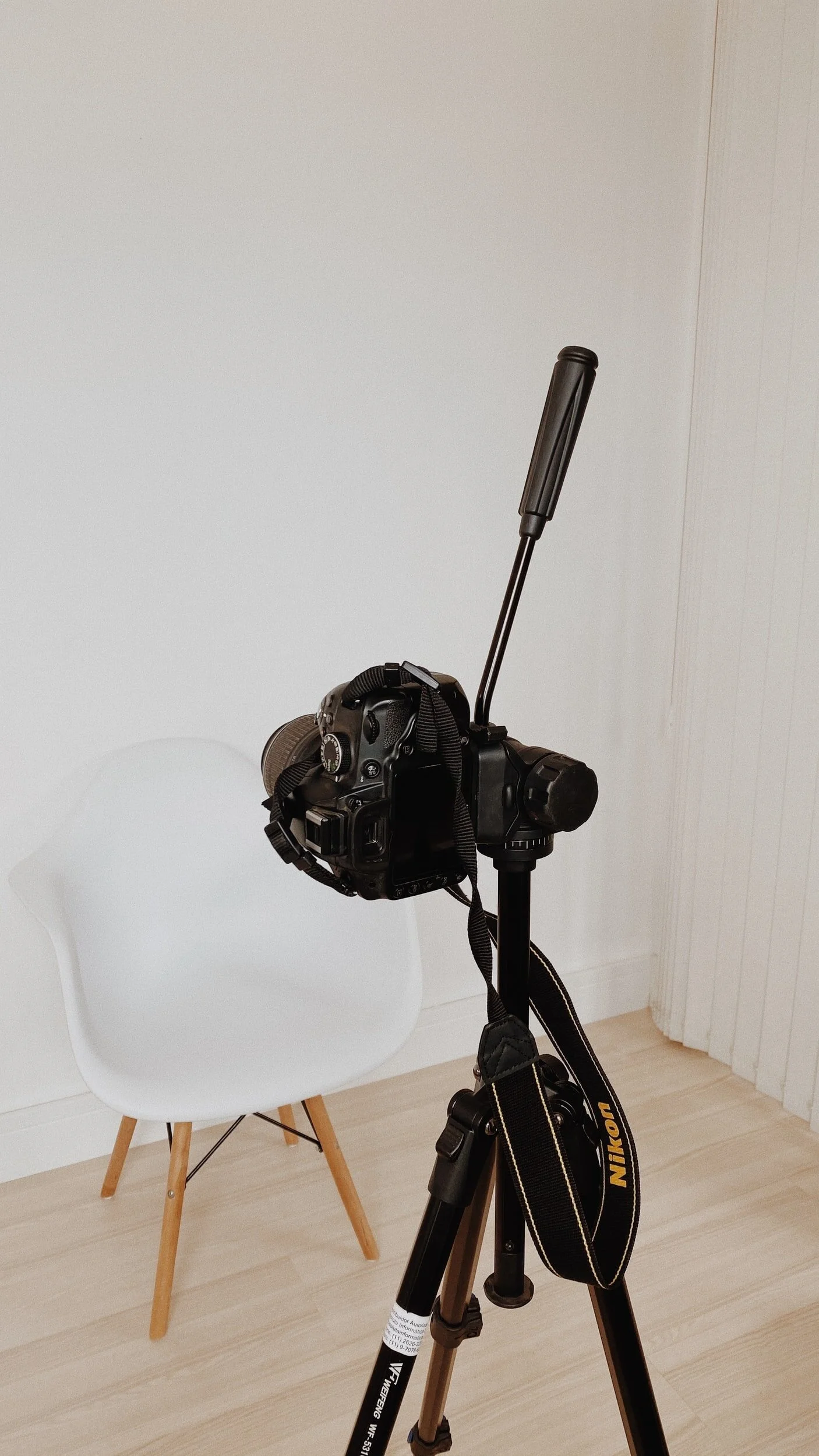 How To Create a DIY Professional-Yet-Affordable Photoshoot.