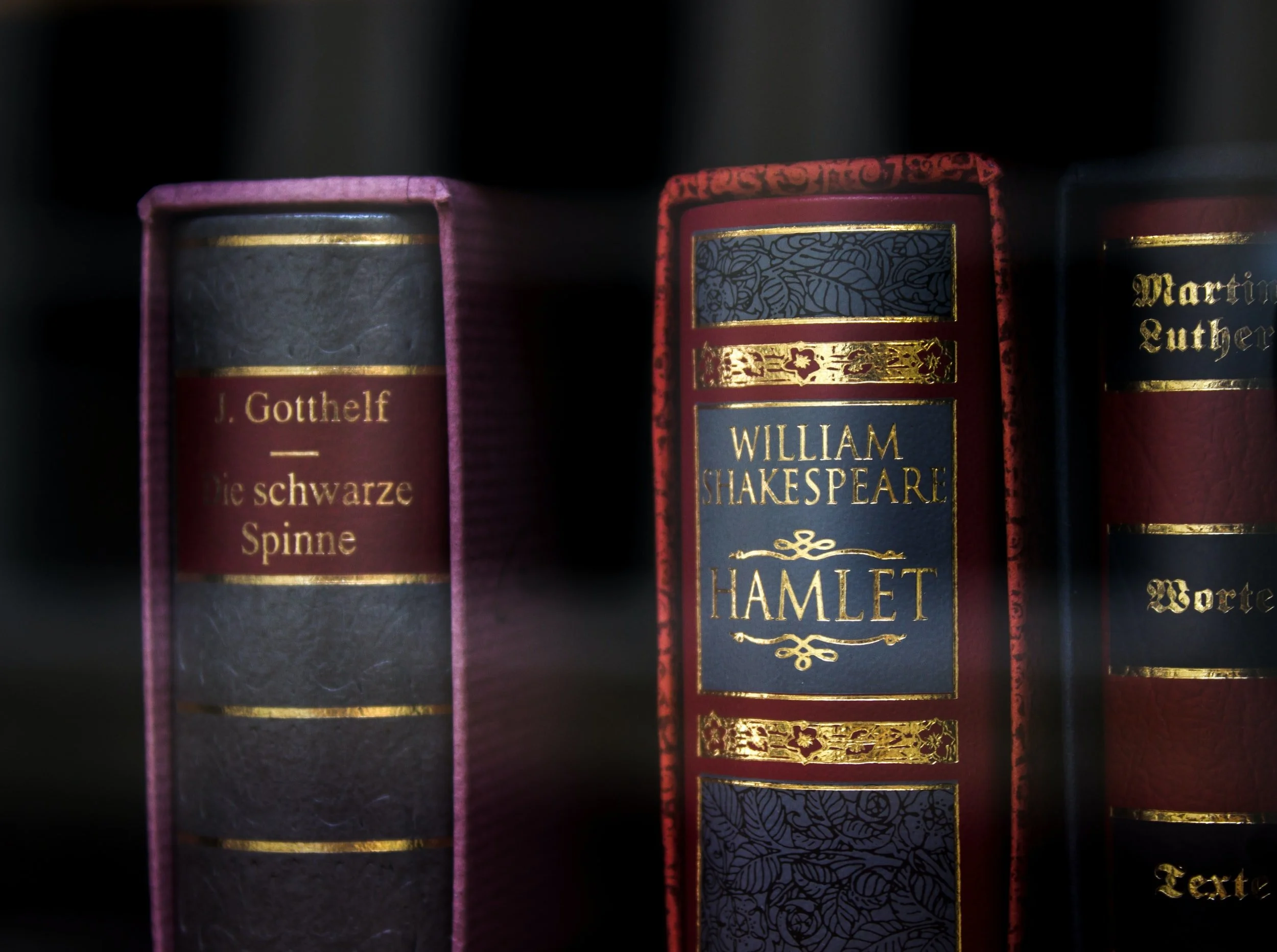 Shakespeare Fanfiction: Get Thee To A Nunnery