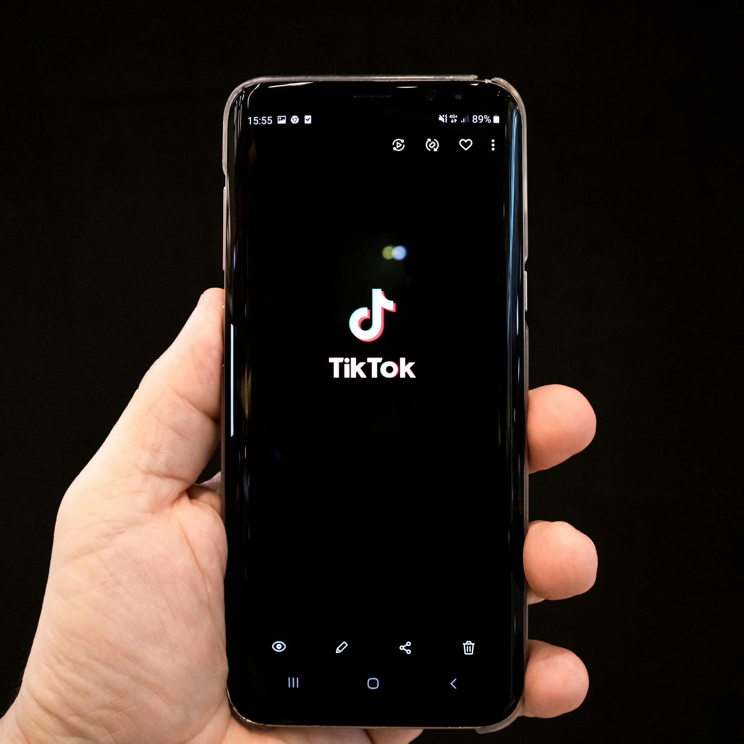 Is TikTok Creating Shopping Addiction in Teens?