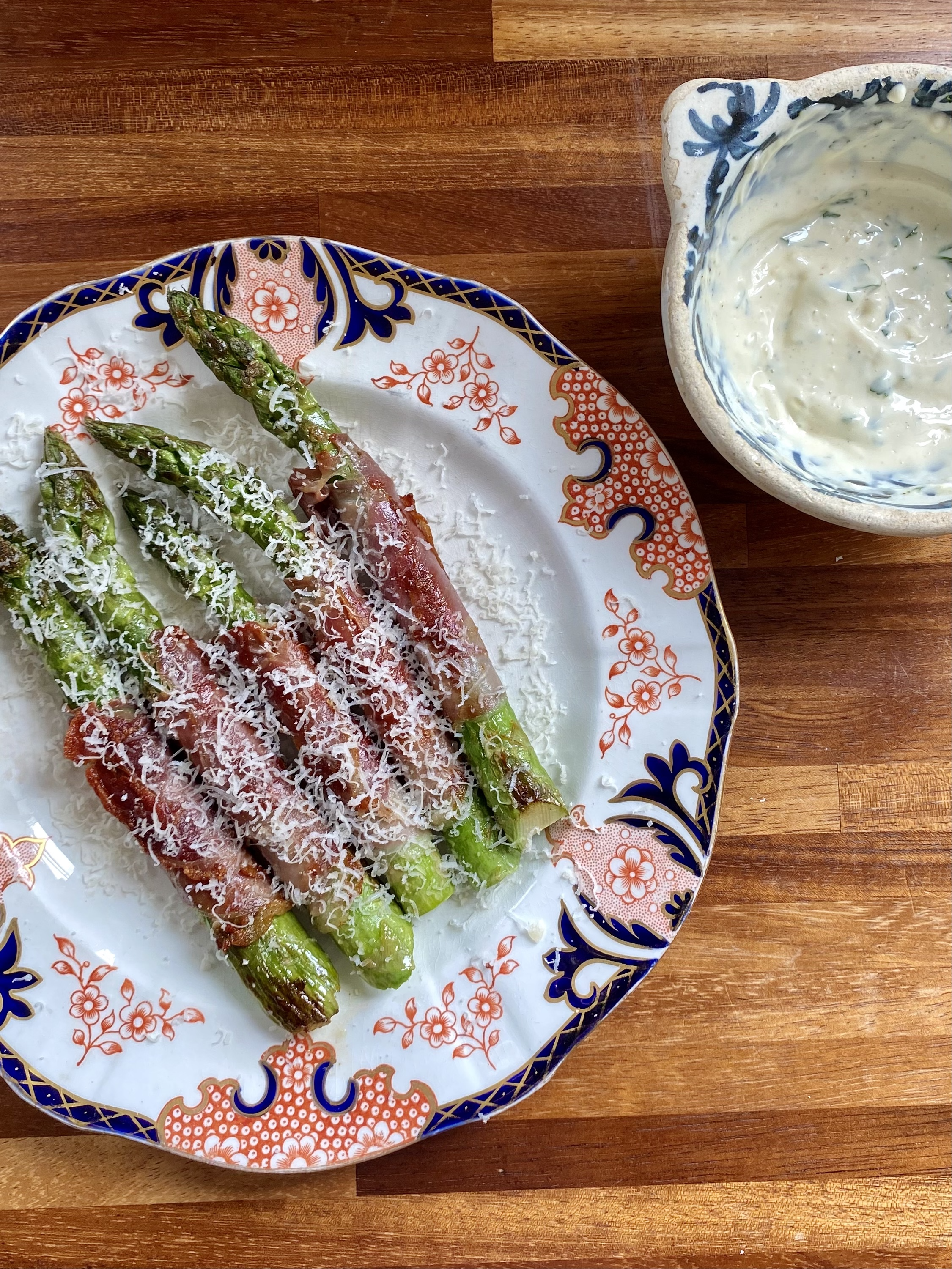 Spring Recipe: Prosciutto-Wrapped Asparagus