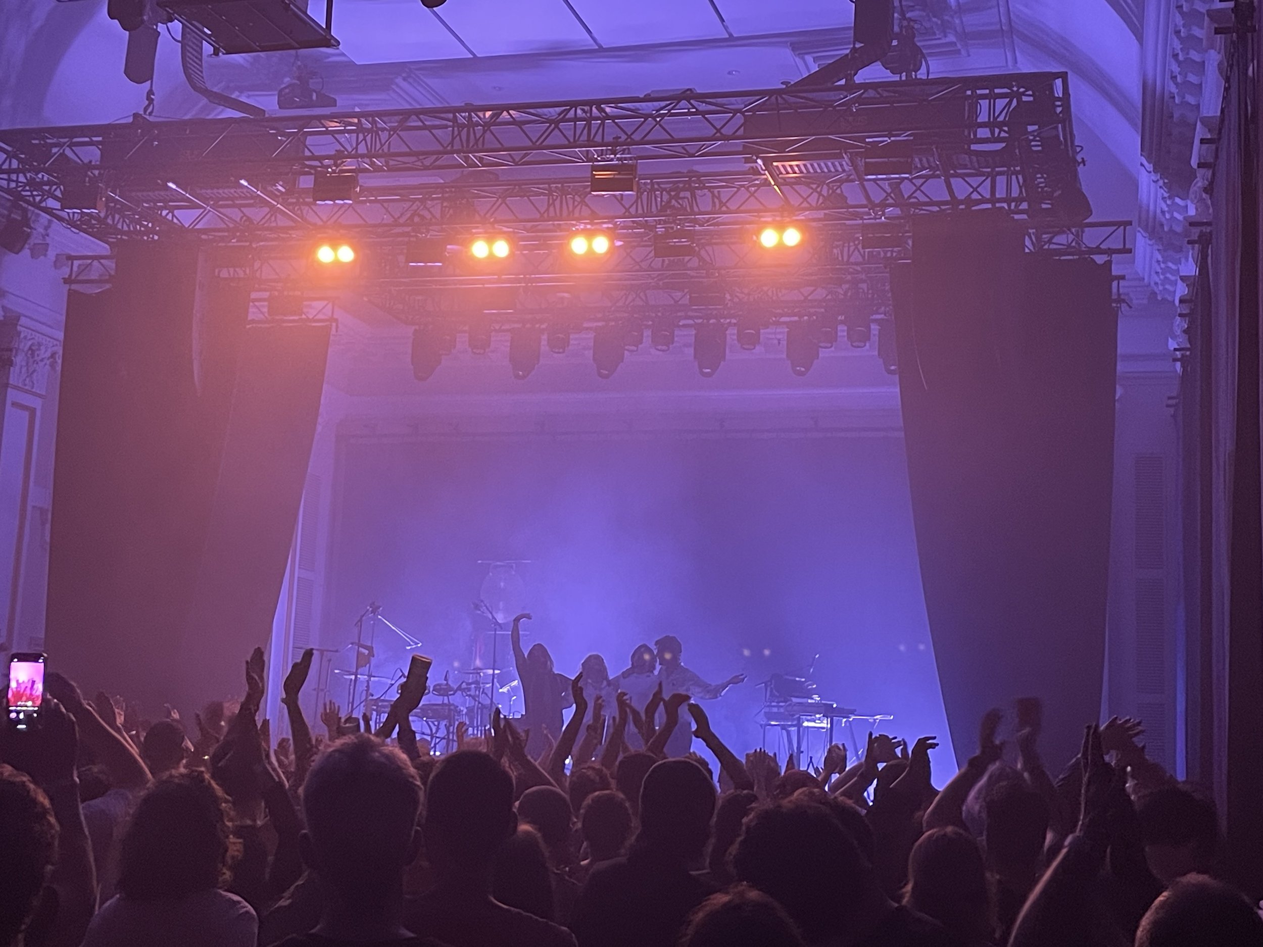 Gig Review: Yin Yin (Erratic Batting)