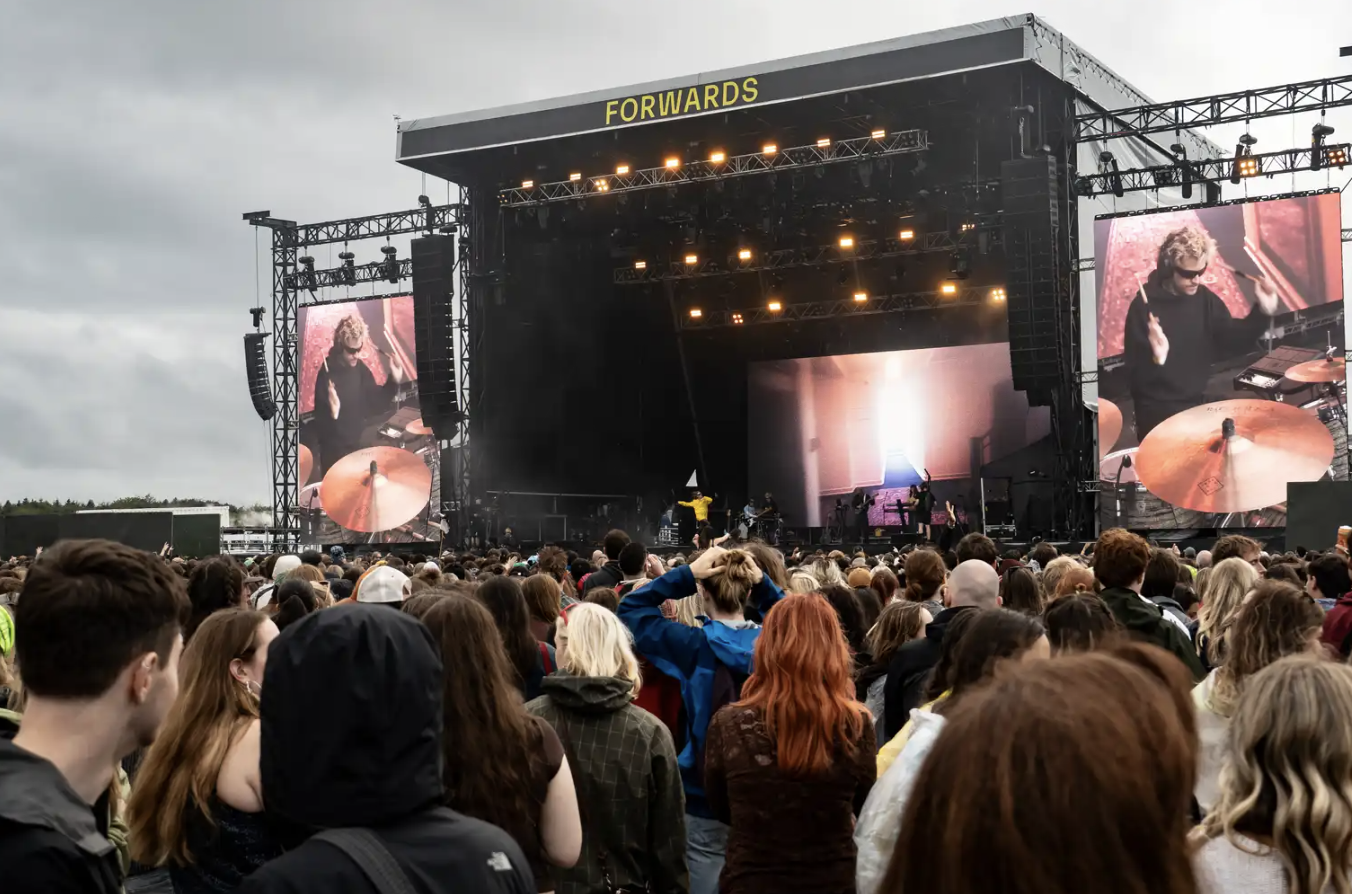 Festival Review: Forwards &amp; Forwards Presents Lorde 2026 