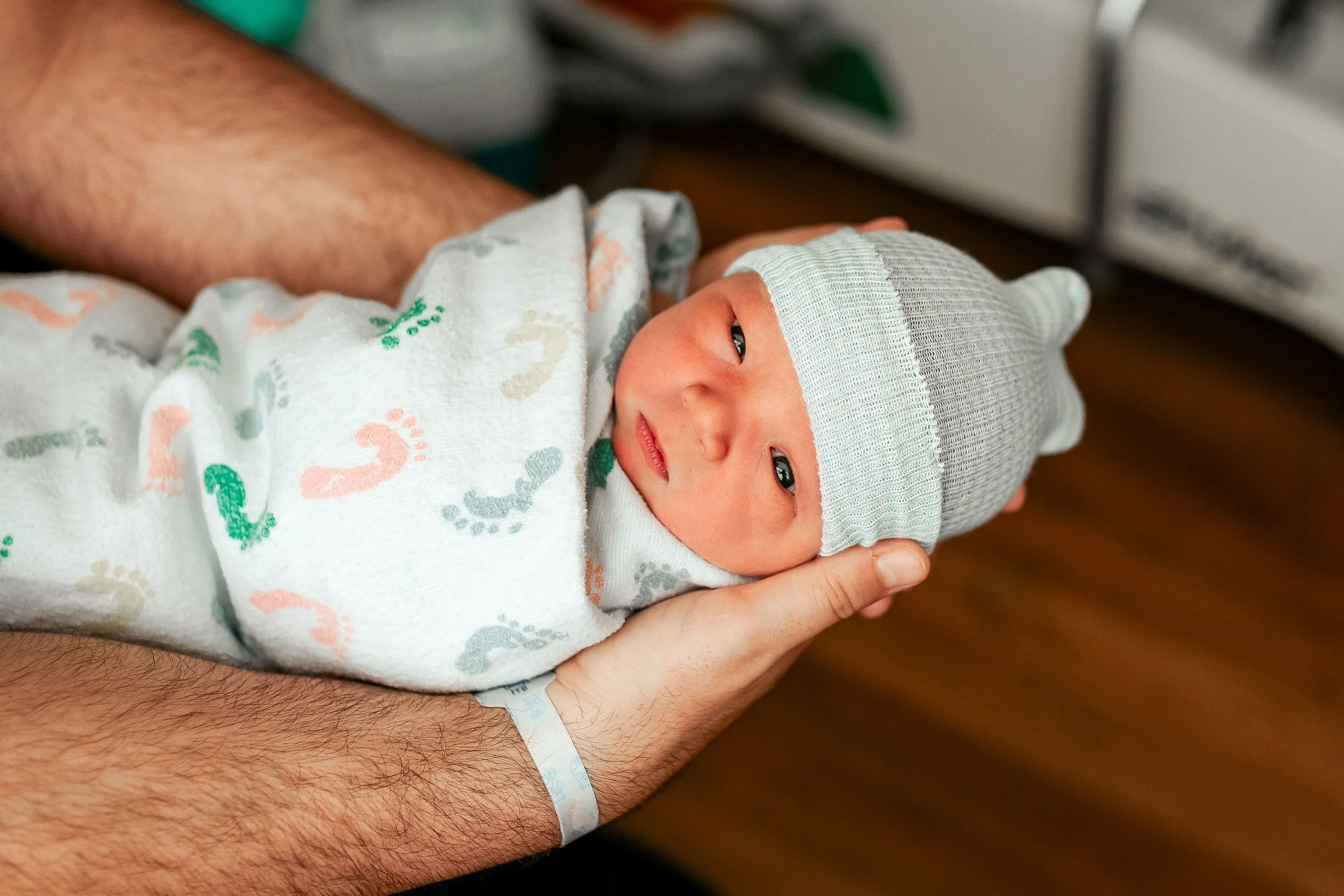 Vancouver_WA_Fresh48_Newborn_Photography.jpg