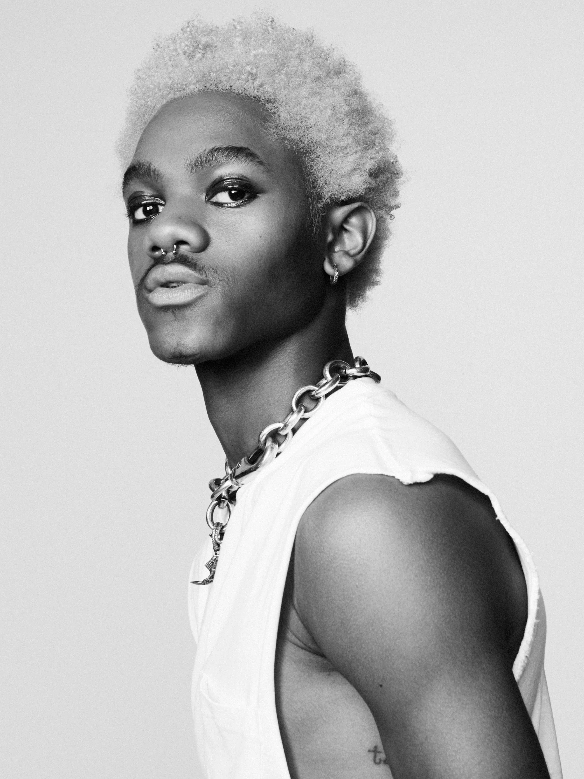 BlurTheLines-MilkMakeup-15.jpg