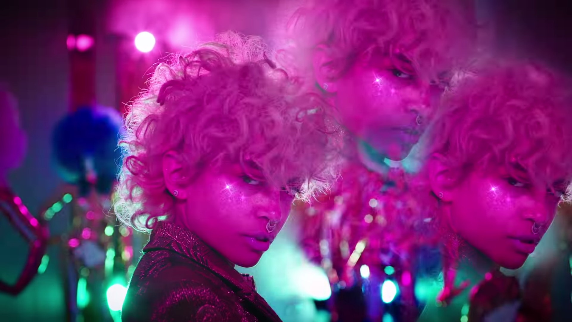 Leikeli47 - M I L K (Official Video) 1-51 screenshot.png