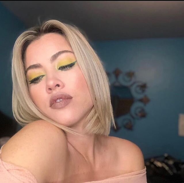 Love seeing selfies especially with those softer highlights and a razor bob. .
.
.
.
.
#balayagedhair #ombre #balayageandombre #modernsalon #behindthechair #hair #hairpainting #hairdresser #balayageproject #haircolor #justinkamm #cultandking #razor #