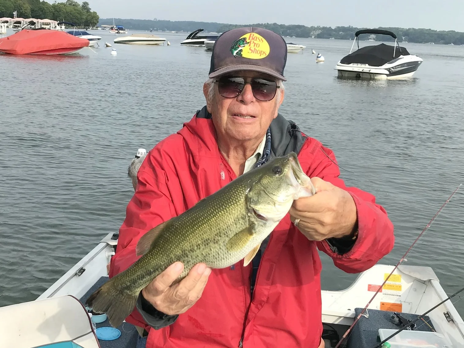 Member Mike Tarnow with a Lake Geneva largemouth.