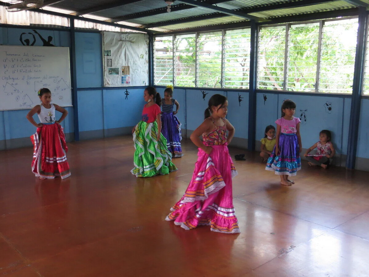 Dance classes for younger students