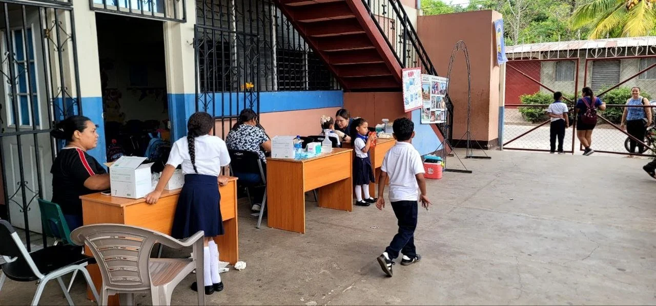 fluor_pueblo_nuevo_junio_06.jpg