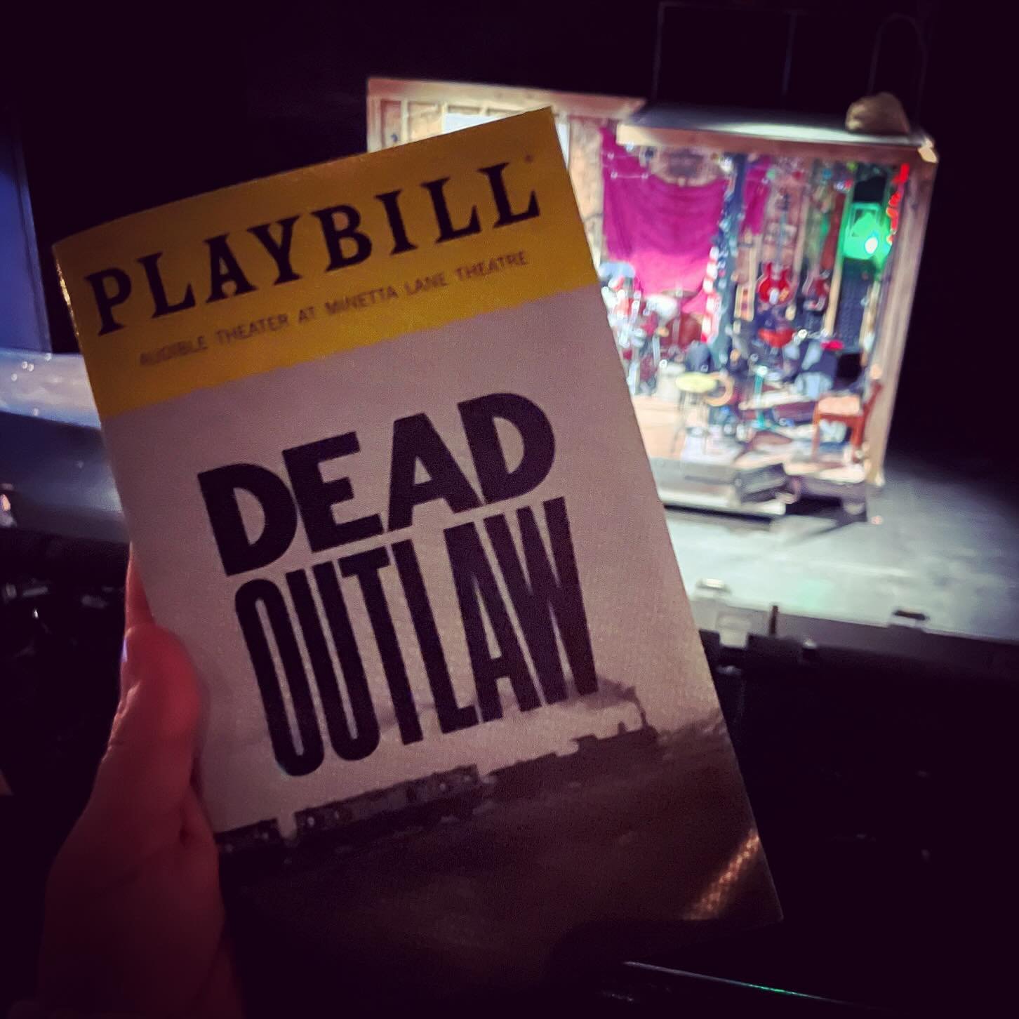 I knew nothing about this show going into it and throughly enjoyed the journey. Also so great to hear @spencecohen in the band! 

#deadoutlaw #tonightsplaybill #nyc #livetheater