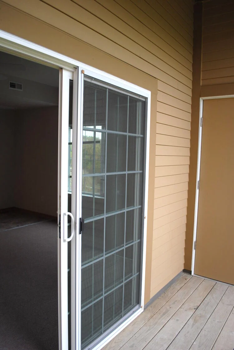 Baker Creek Senior Living 4560 Hubbell Ave — For Rent in Des Moines