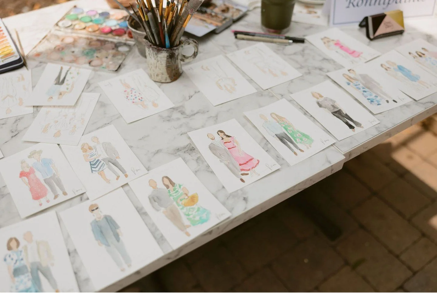 🎉✨ The holiday season is almost here, and it&rsquo;s time to start planning those unforgettable gatherings! 🎨✨ Why not make your next celebration truly special? Let us create a unique piece of artwork that everyone can take home as a memorable keep