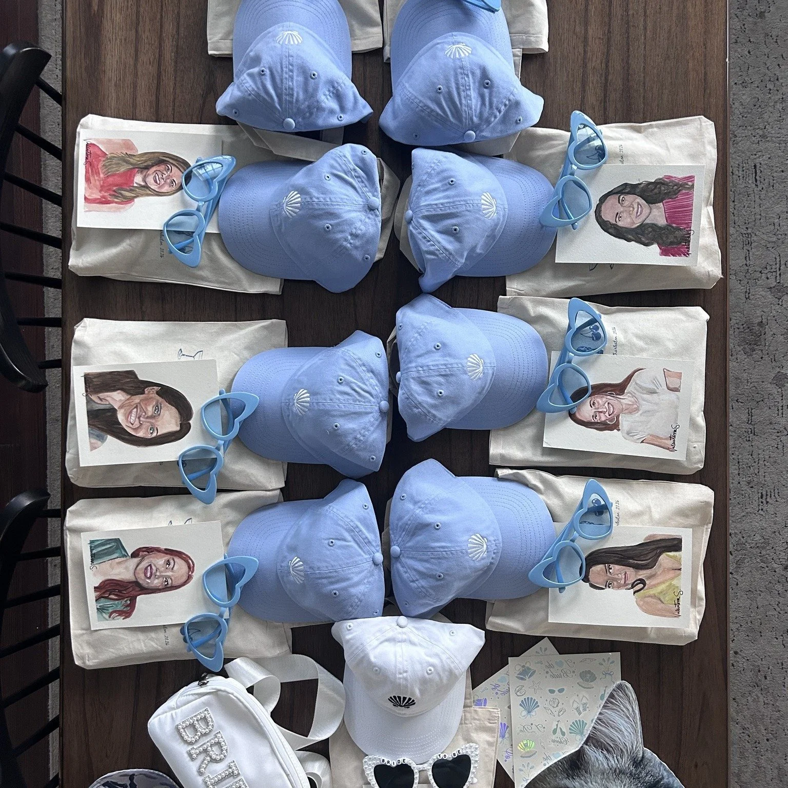 Your guests have NEVER seen a seating chart like this ✨

The sweetest personalized detail for bachelorette weekends, welcome gifts, bridal showers, or intimate wedding seating displays.

Each portrait is hand-painted and customized for your guests 🤍