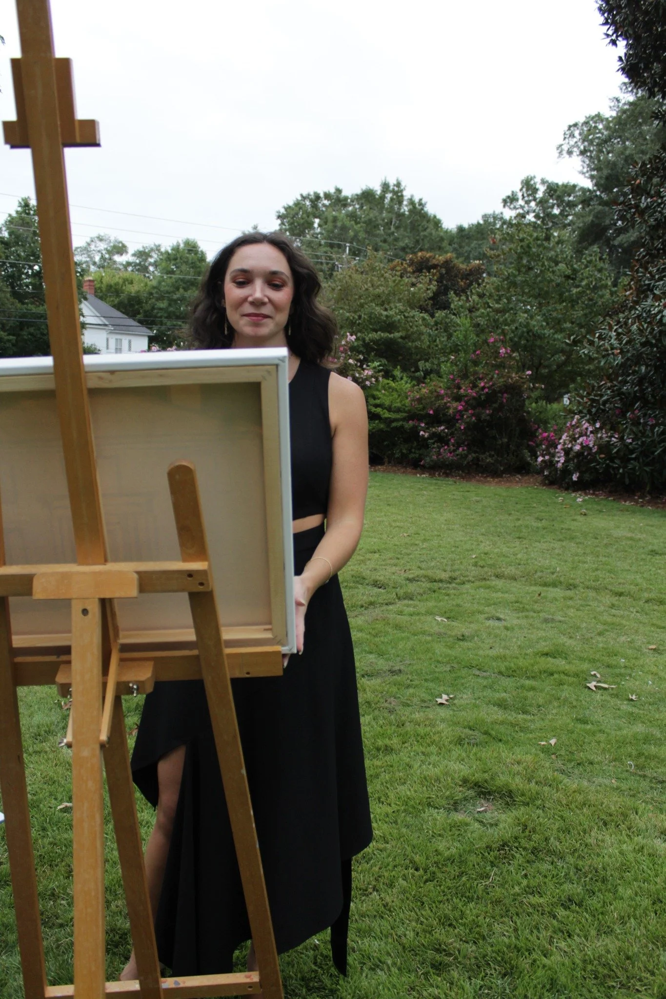 Lately I&rsquo;ve been feeling really inspired getting back to the heart of why I started Ronnipaints in the first place &mdash; live wedding paintings.

There is something so meaningful about slowing down and creating one large heirloom piece that t