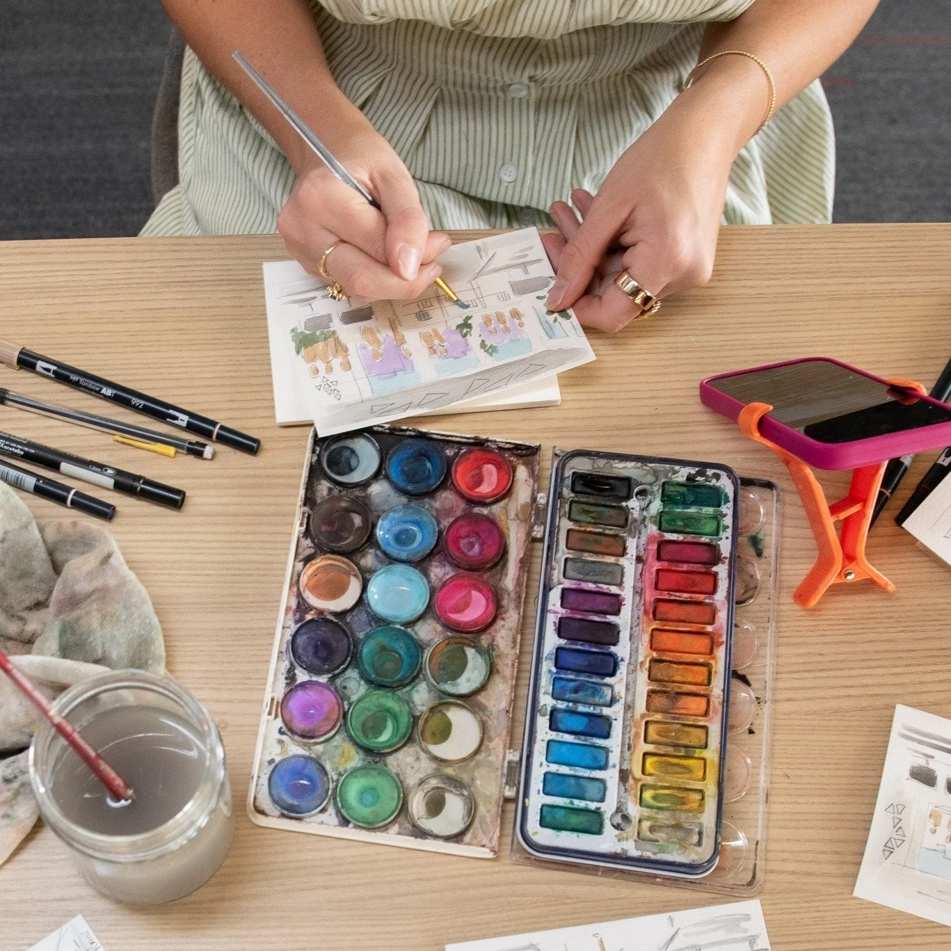 A few years ago, I was showing up to weddings alone with my paints, simply hoping people would connect with what I created..

As the business has grown, one of the hardest parts for me has honestly been learning how to let go of some control.

This b