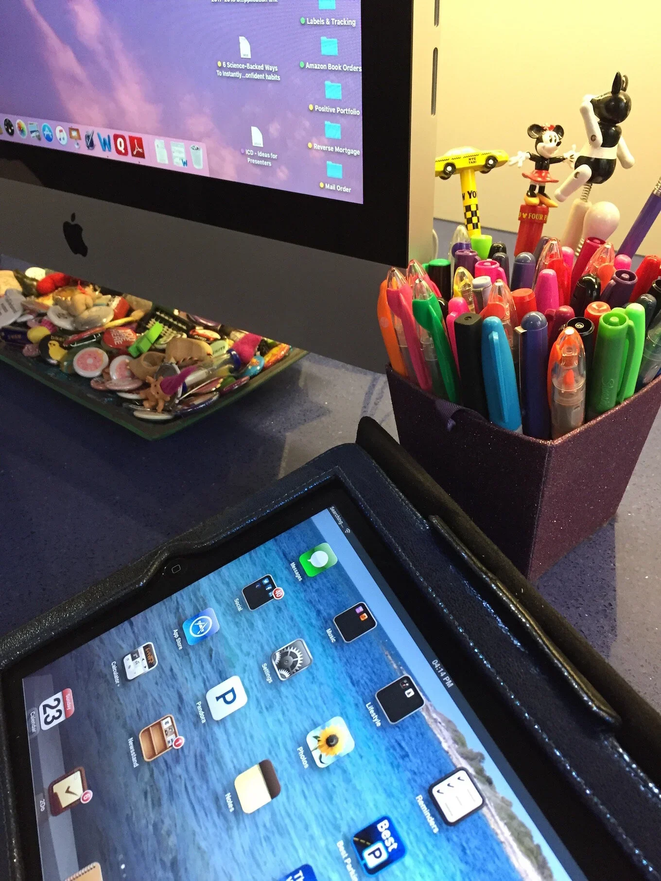 9 Digital Overwhelm Challenges and Helpful Human Solutions