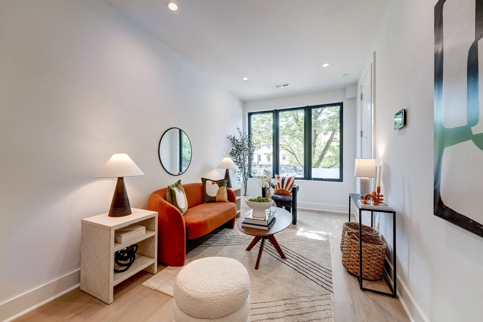 2-web-or-mls-3319 11th St NW #2 (2).jpg
