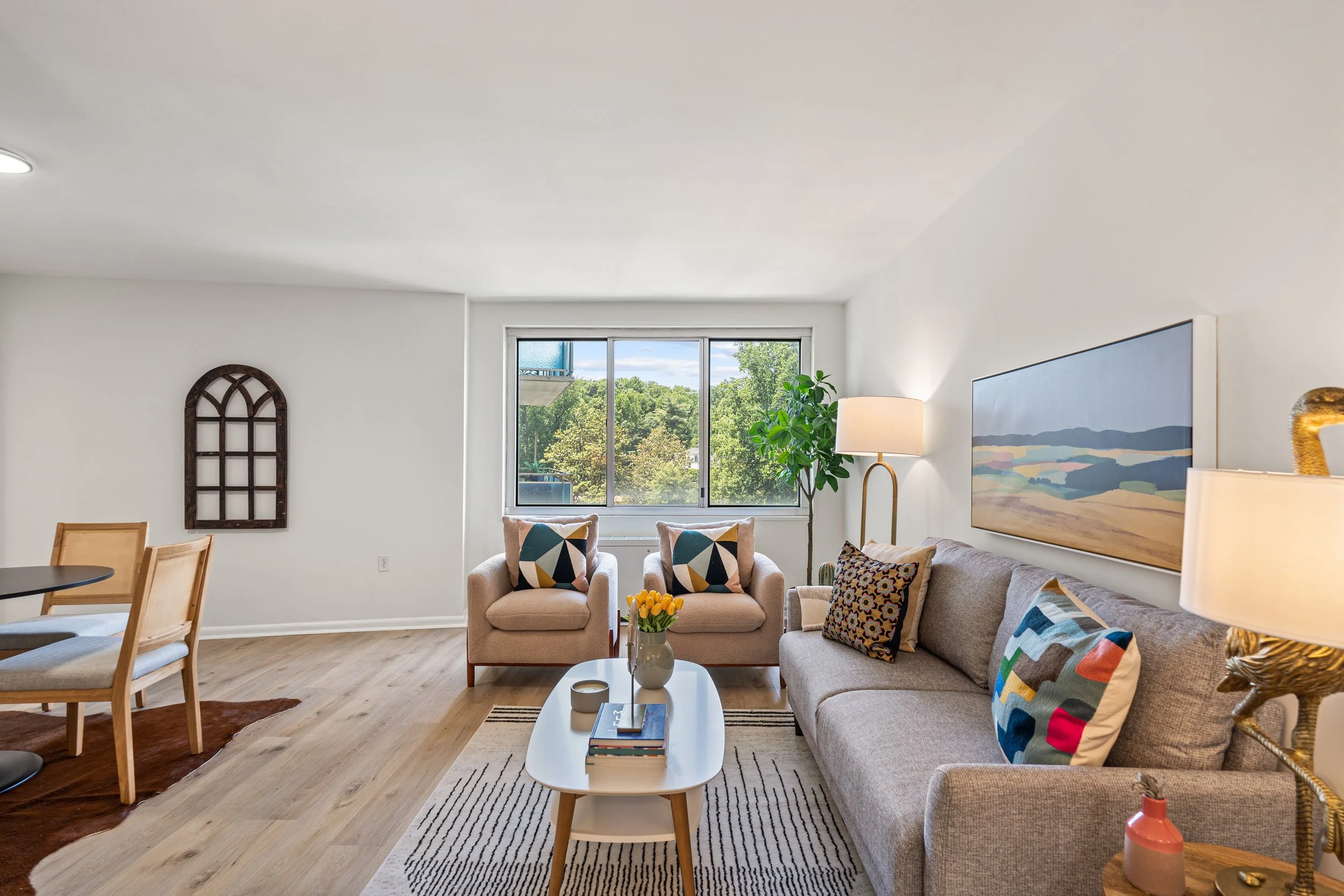 10201 Grosvenor Pl 703 -  0005.jpg