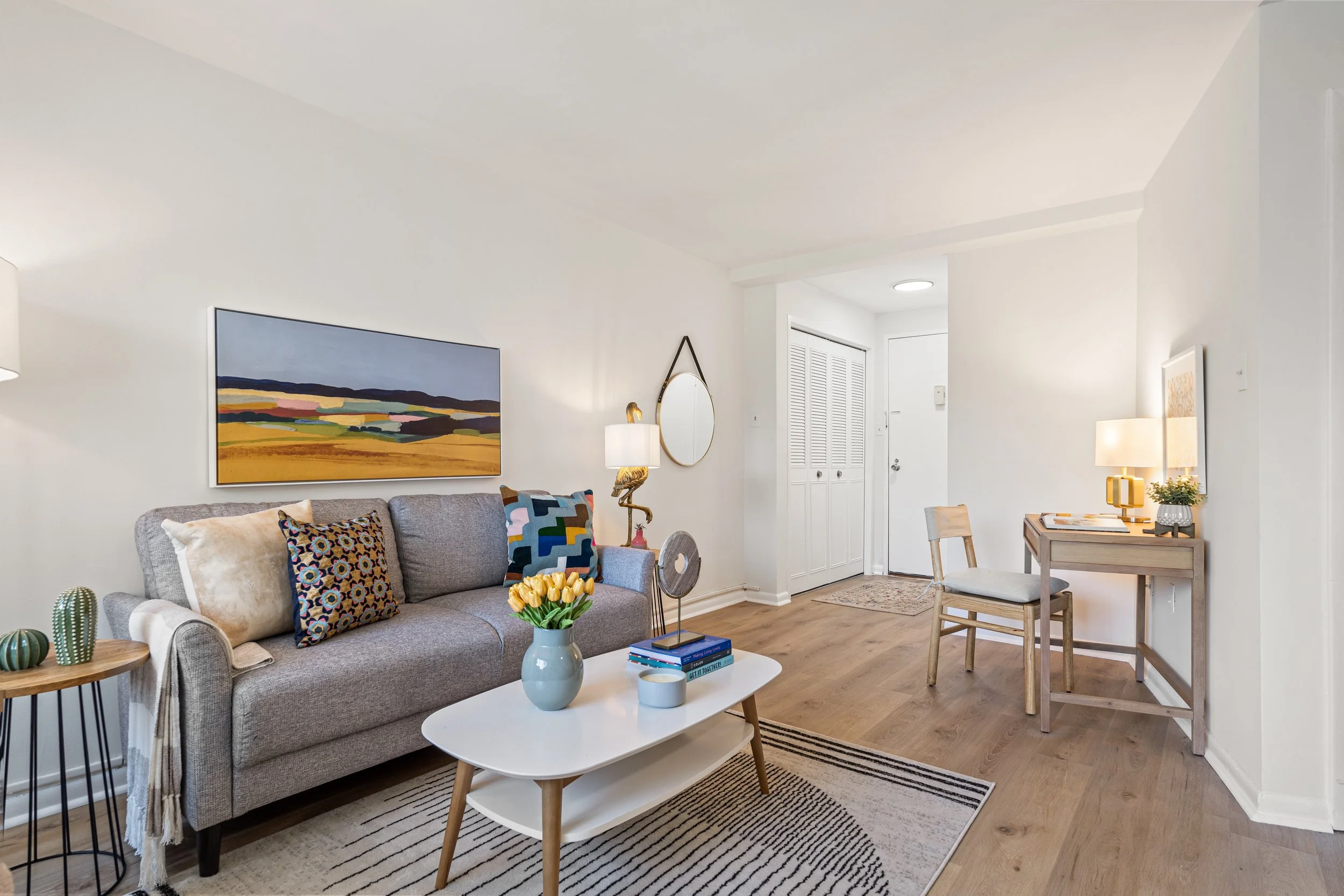 10201 Grosvenor Pl 703 -  0009.jpg