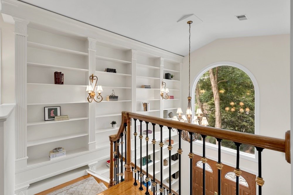 5020 Klingle - 43.jpeg