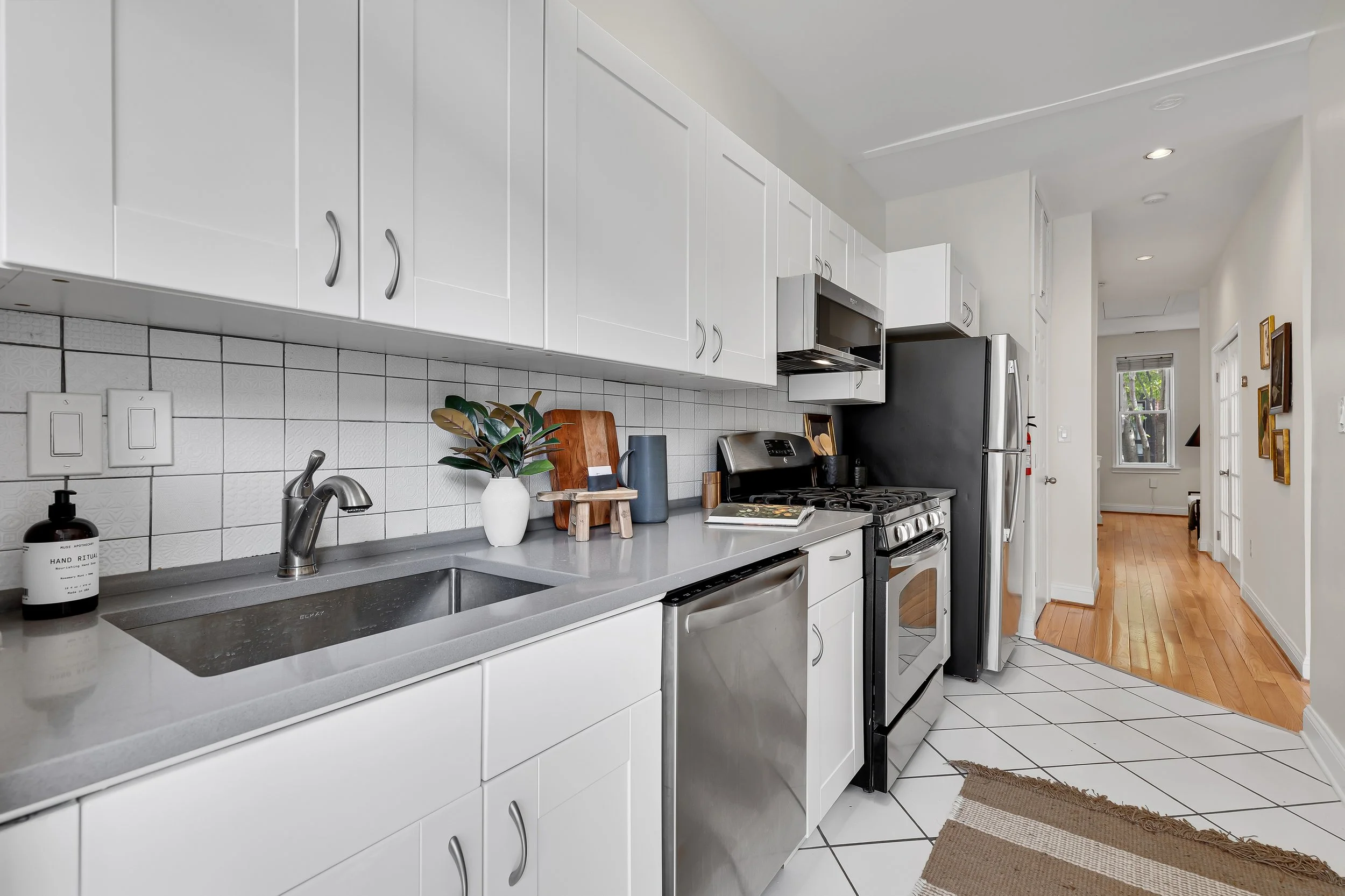 1604 5th St NW 2 -0022.jpg