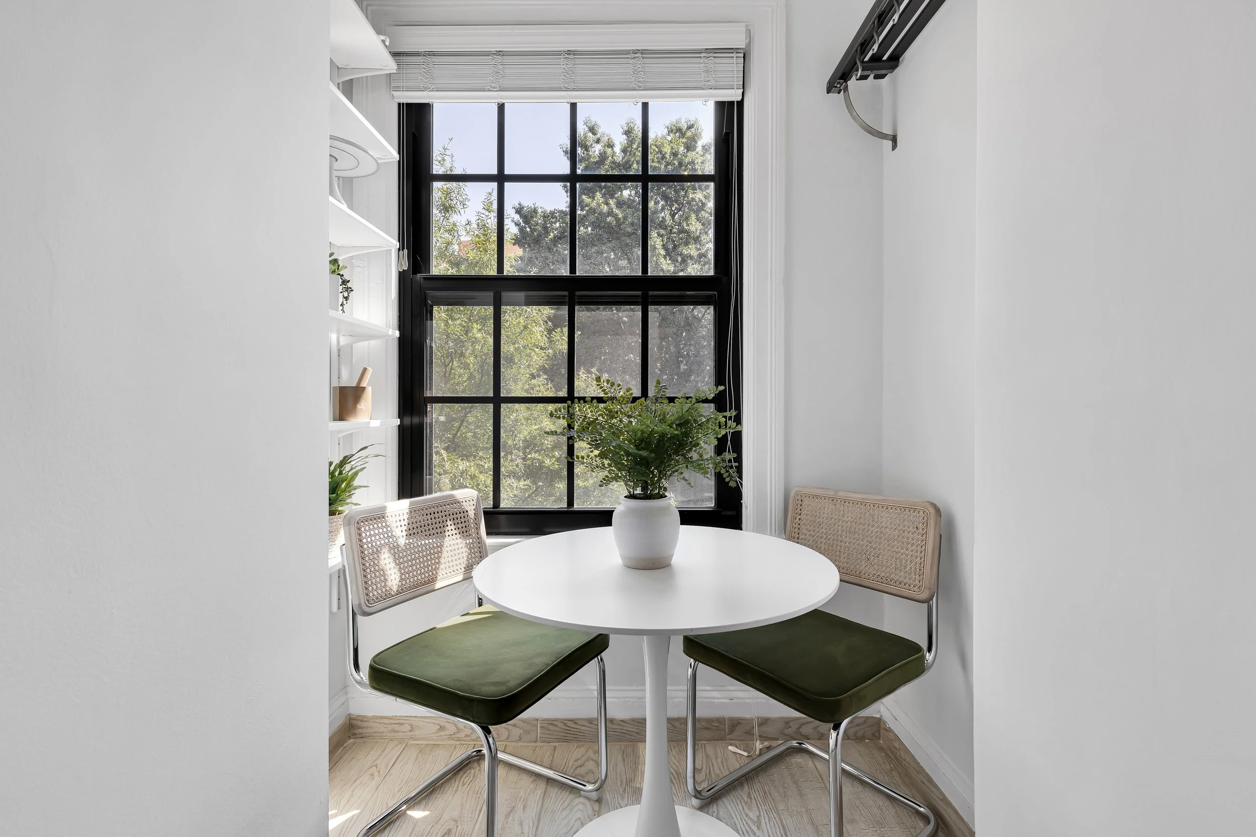 1101 L St NW 307-0009.jpg
