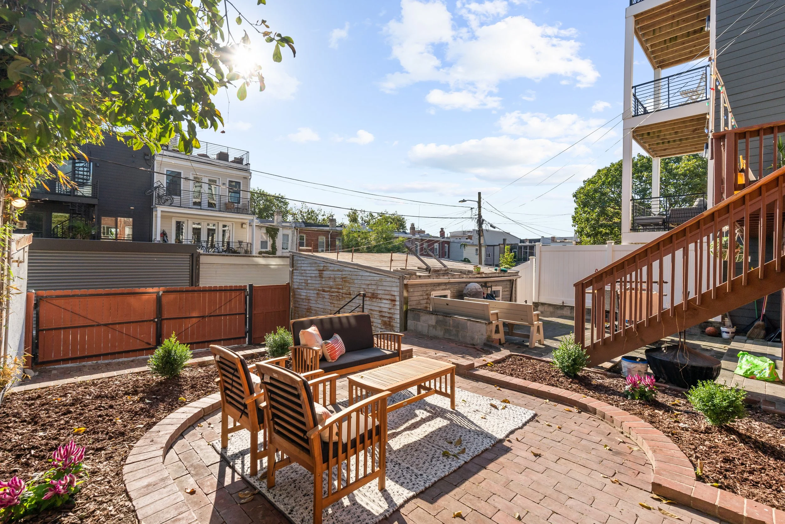 2525 12th St NW - 0010.jpg