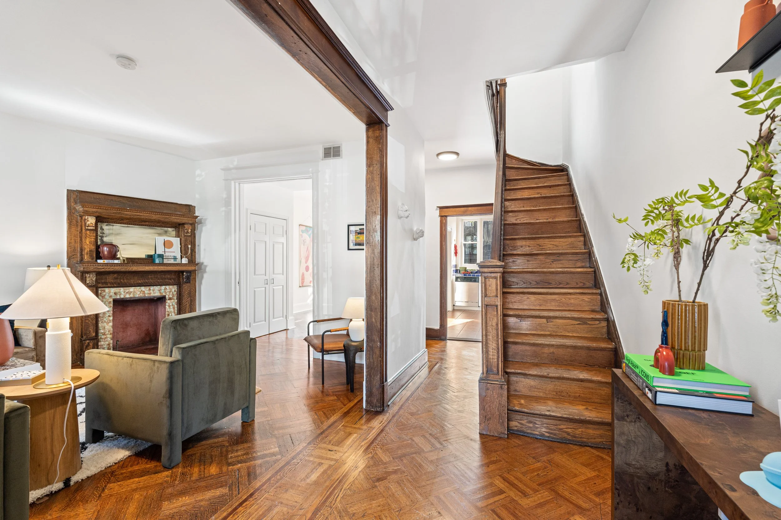 2525 12th St NW - 0026.jpg