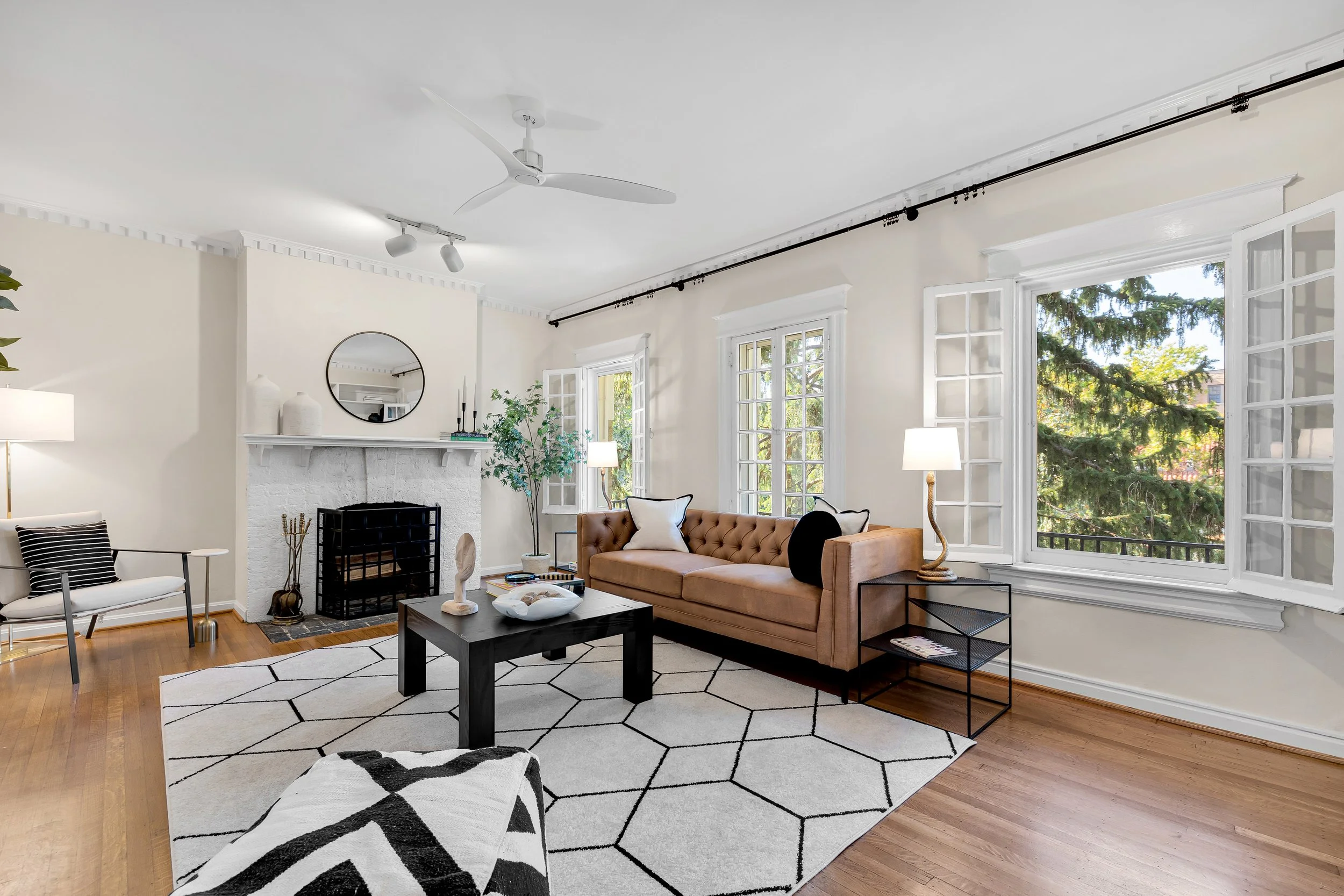 2339 Ashmead Pl NW 5-0007.jpg