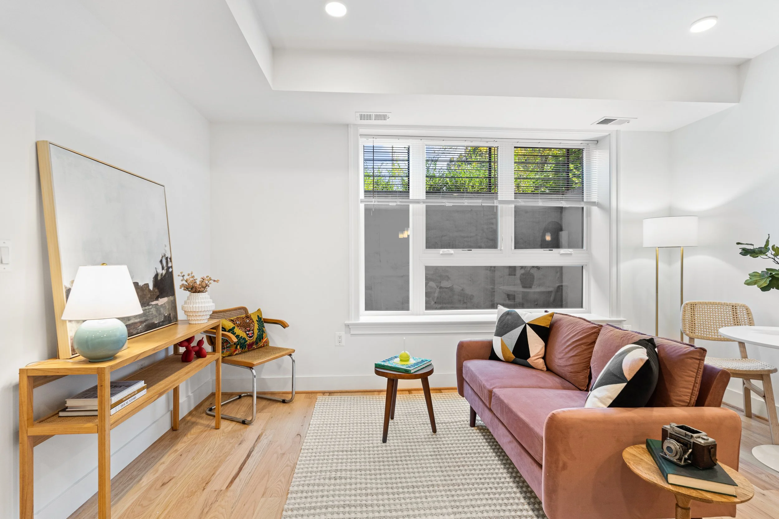 1007 bryant st ne - 0010.JPG