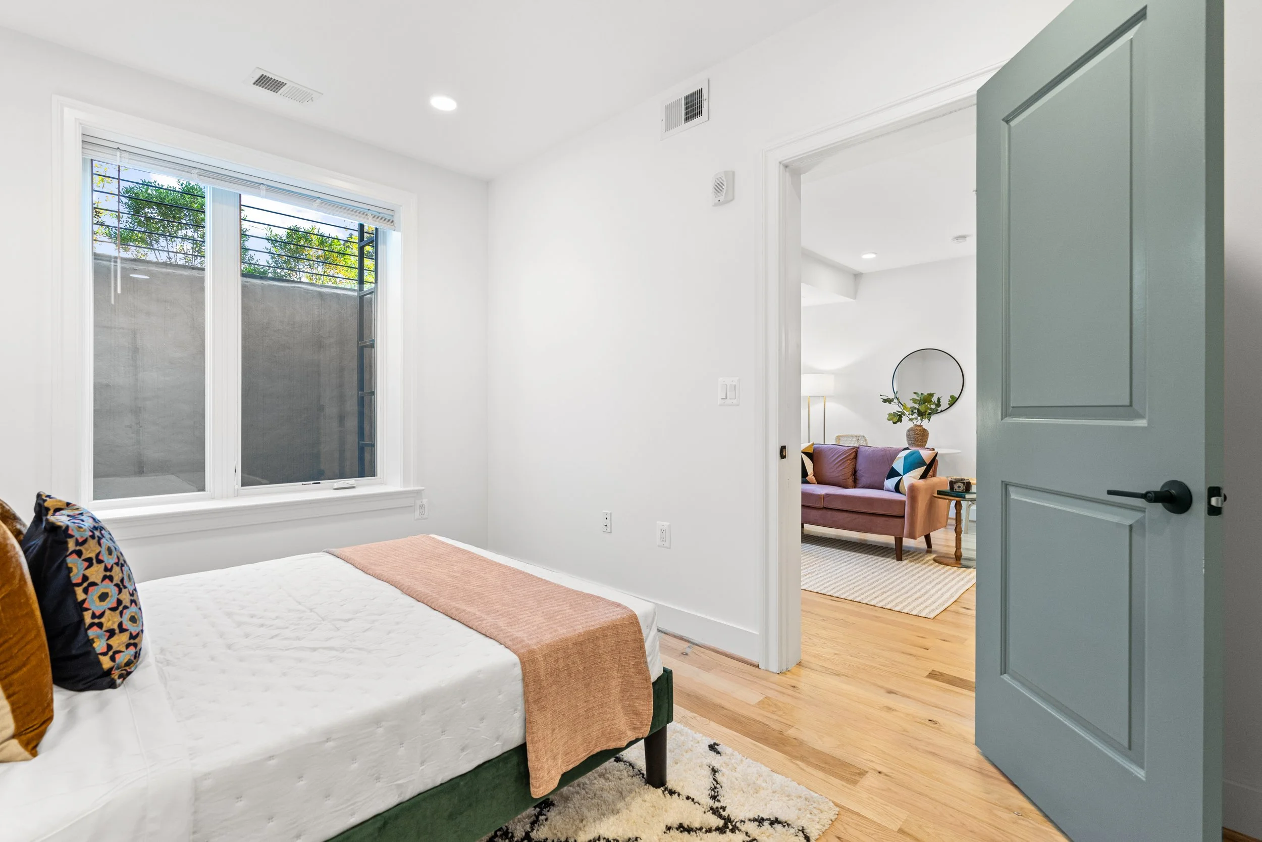 1007 bryant st ne - 0018.JPG