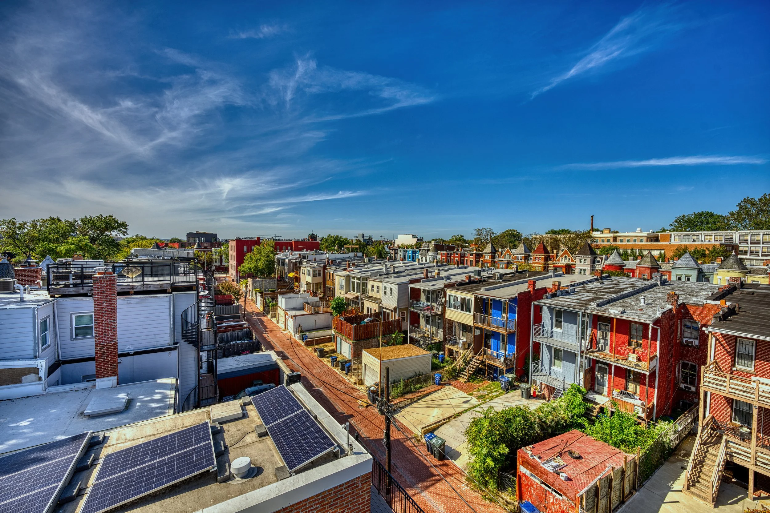 _EMB8560_HDR.jpg