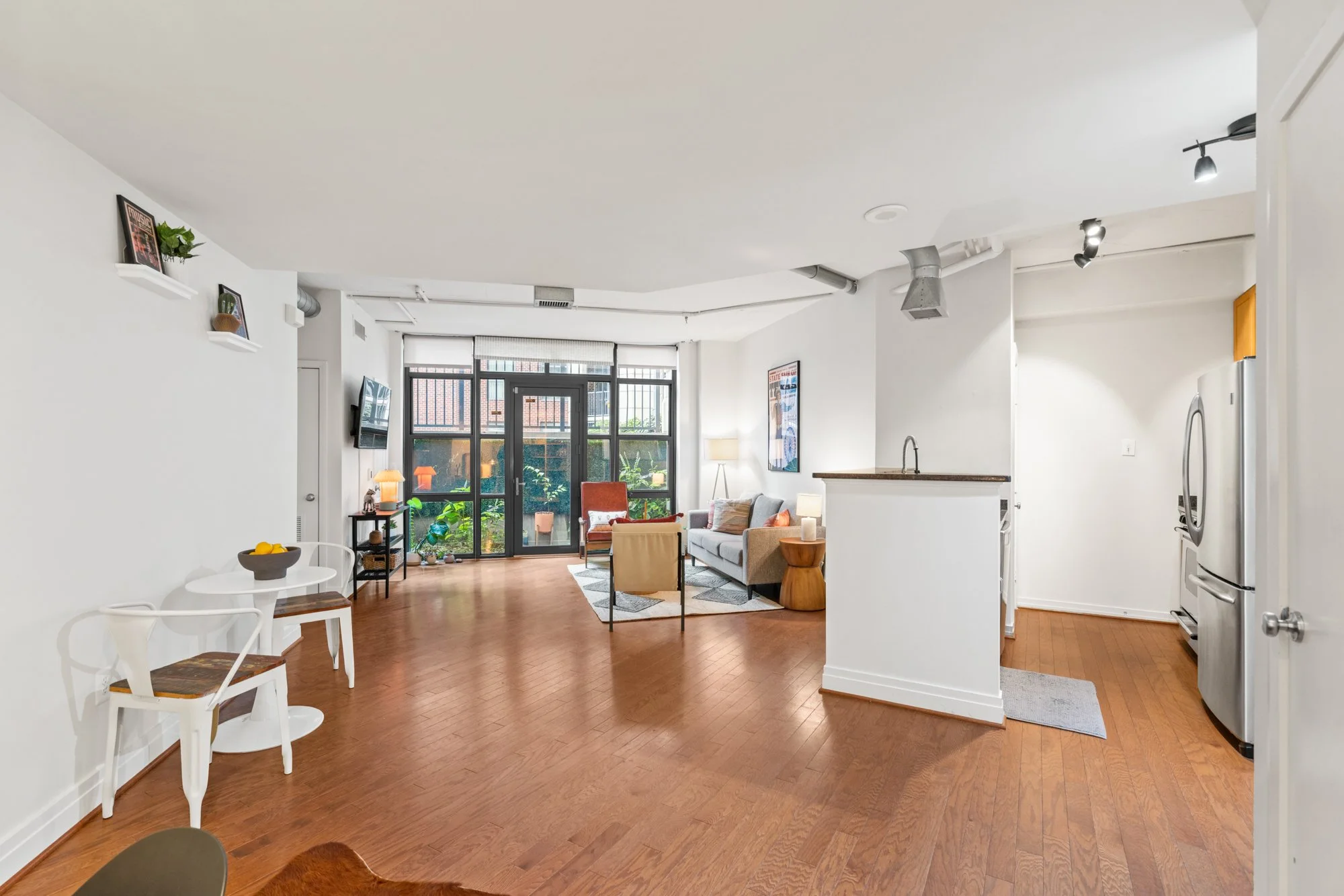 2020 12th St NW T10-21.jpg