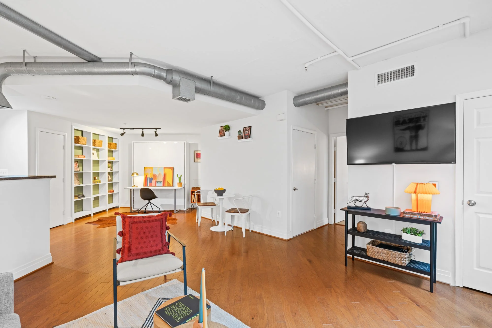 2020 12th St NW T10-33.jpg