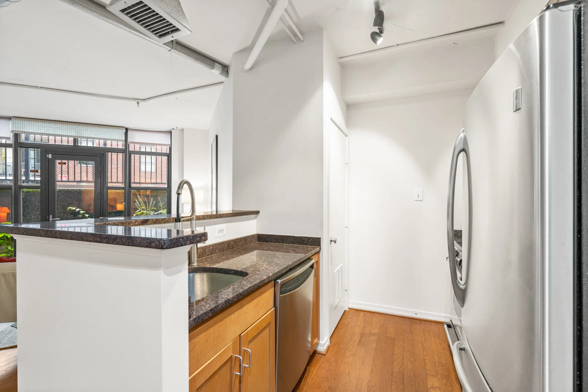 2020 12th St NW T10-39.jpg