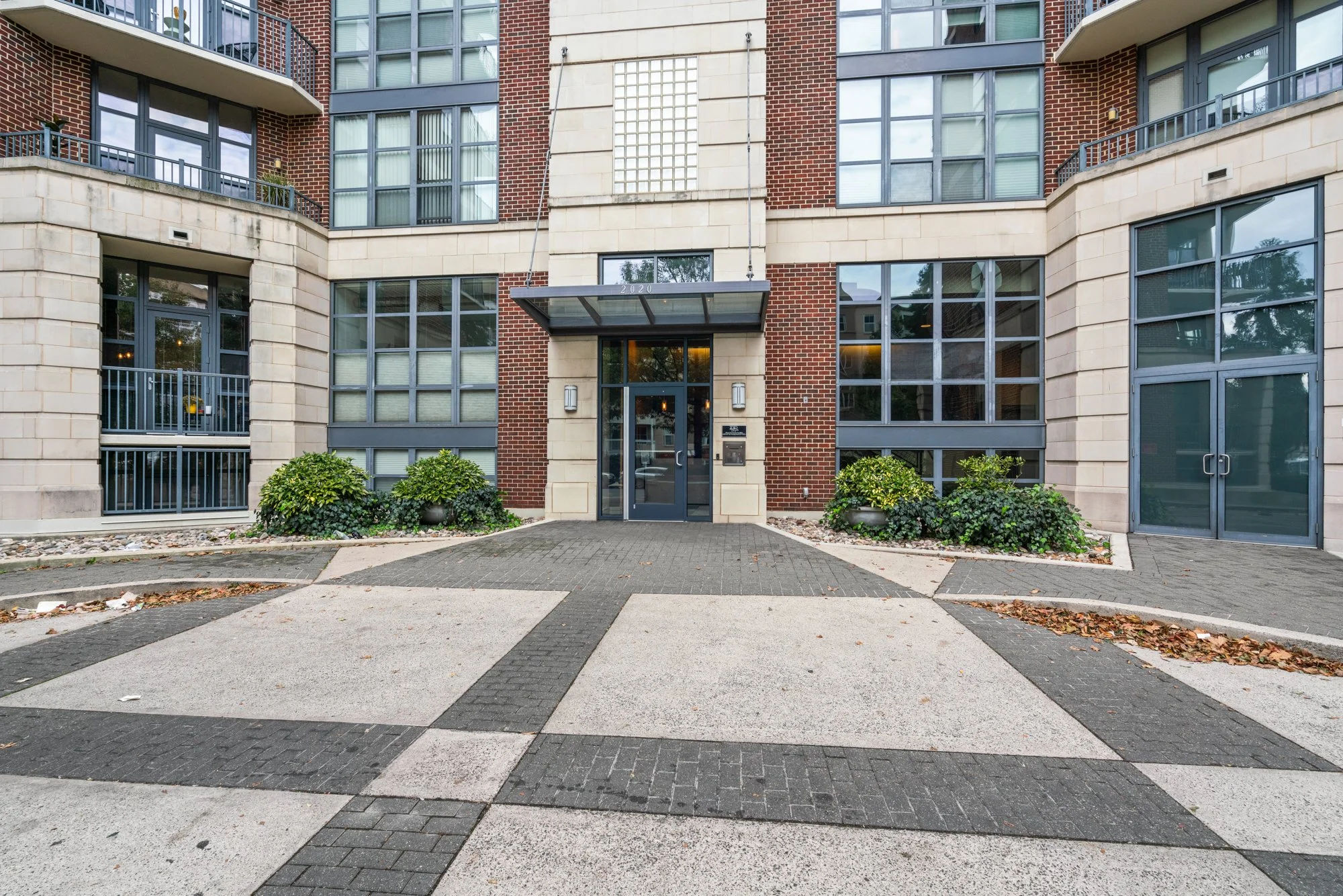 2020 12th St NW T10-54.jpg