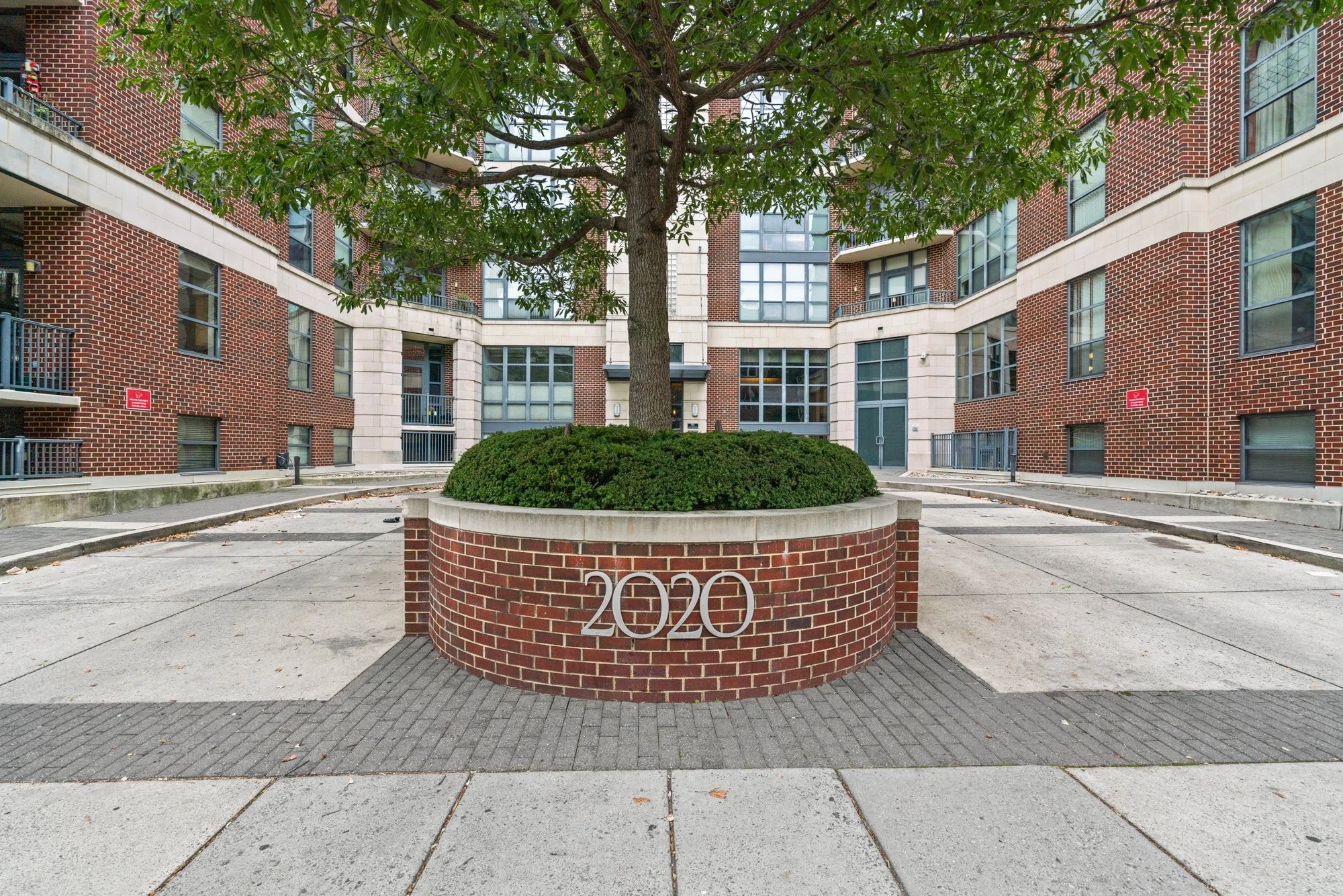 2020 12th St NW T10-56.jpg
