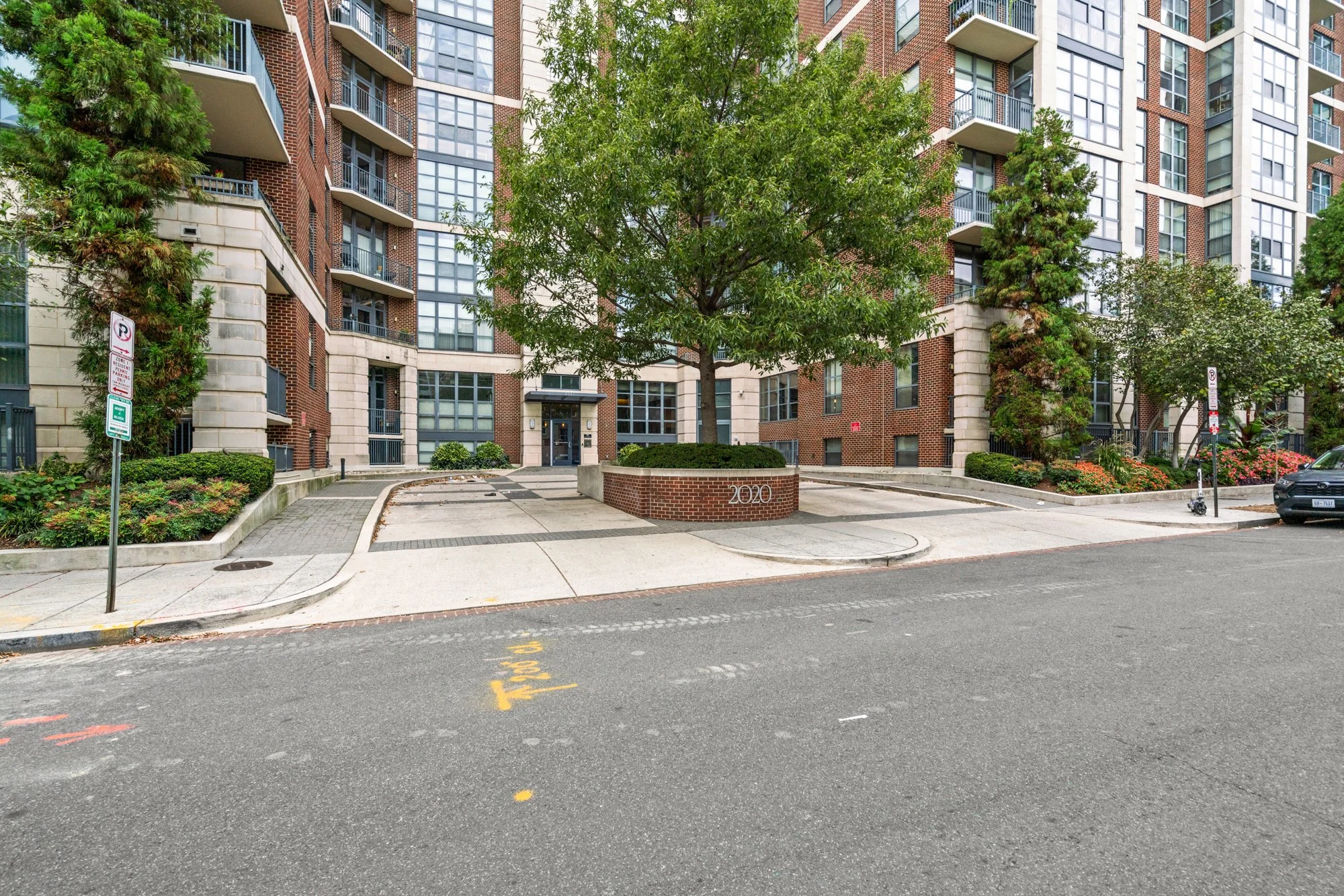 2020 12th St NW T10-57.jpg