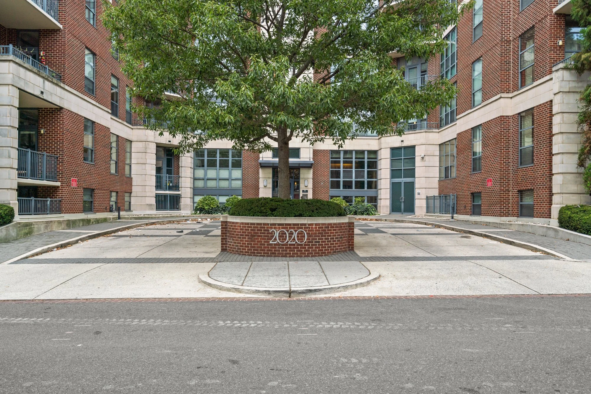 2020 12th St NW T10-62.jpg