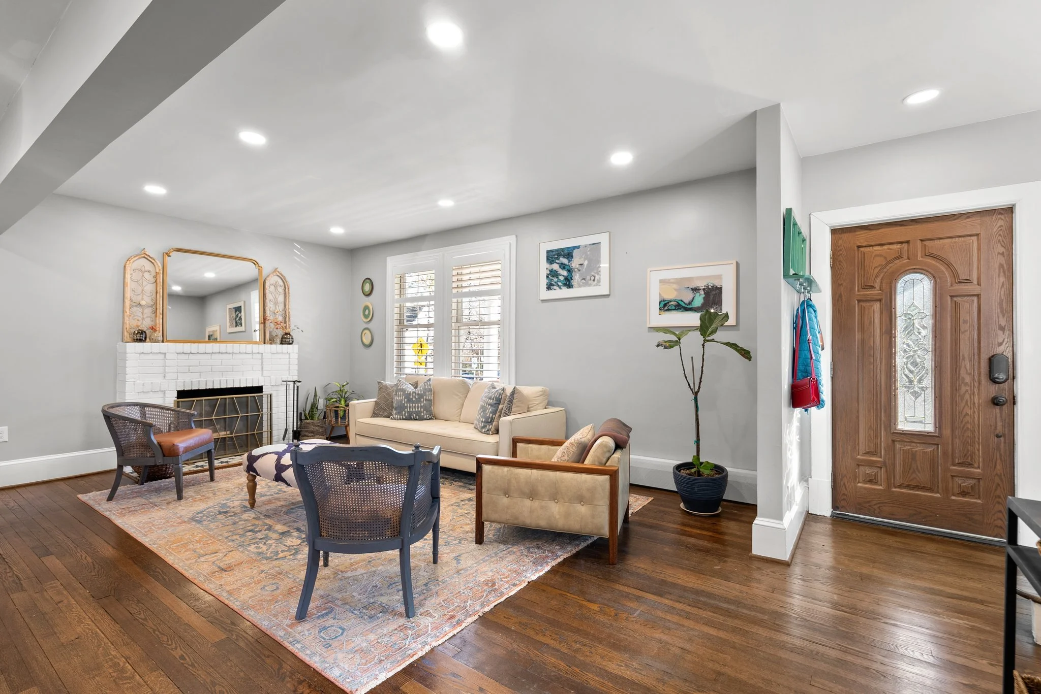 8-web-or-mls-08. 7406 Carroll Ave.jpg
