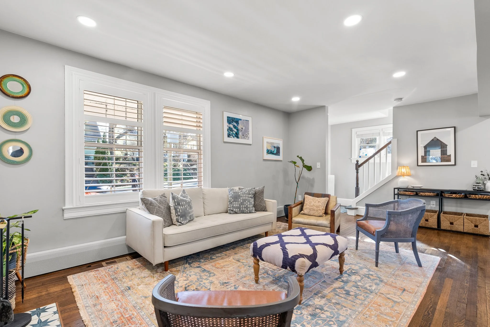 10-web-or-mls-10. 7406 Carroll Ave.jpg