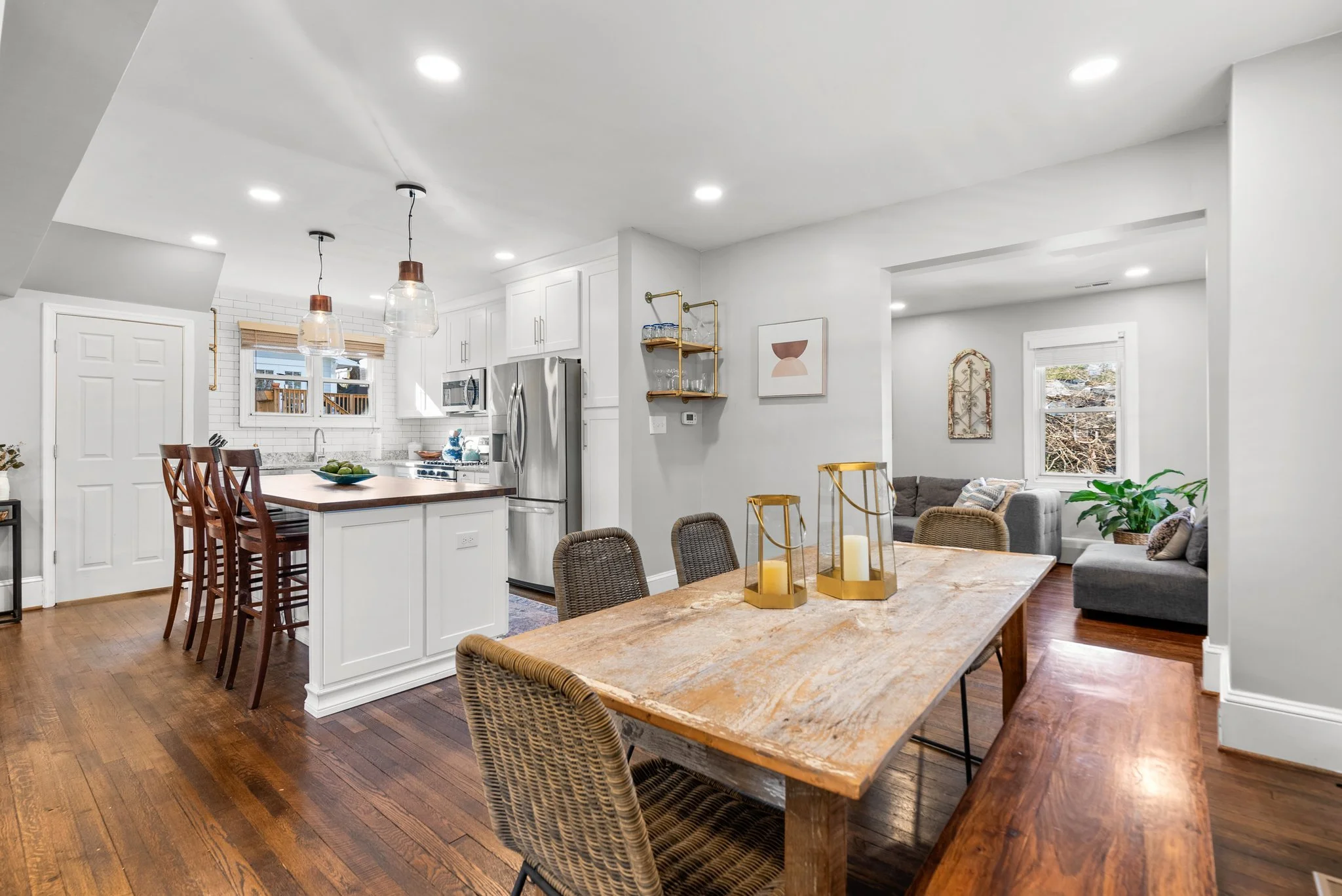 13-web-or-mls-13. 7406 Carroll Ave.jpg